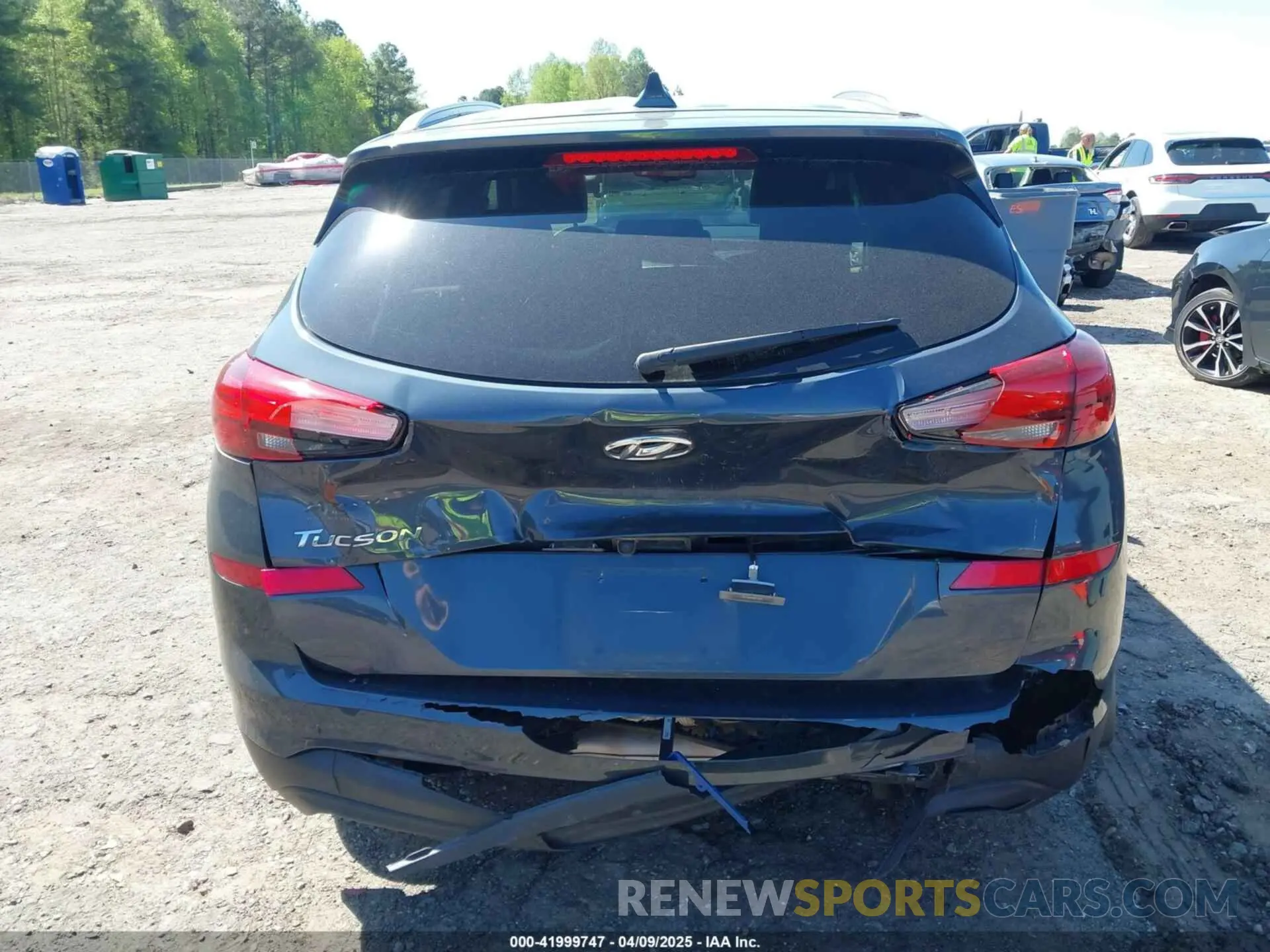 16 fotografías del automóvil dañado KM8J33A45KU058949 HYUNDAI TUCSON 2019