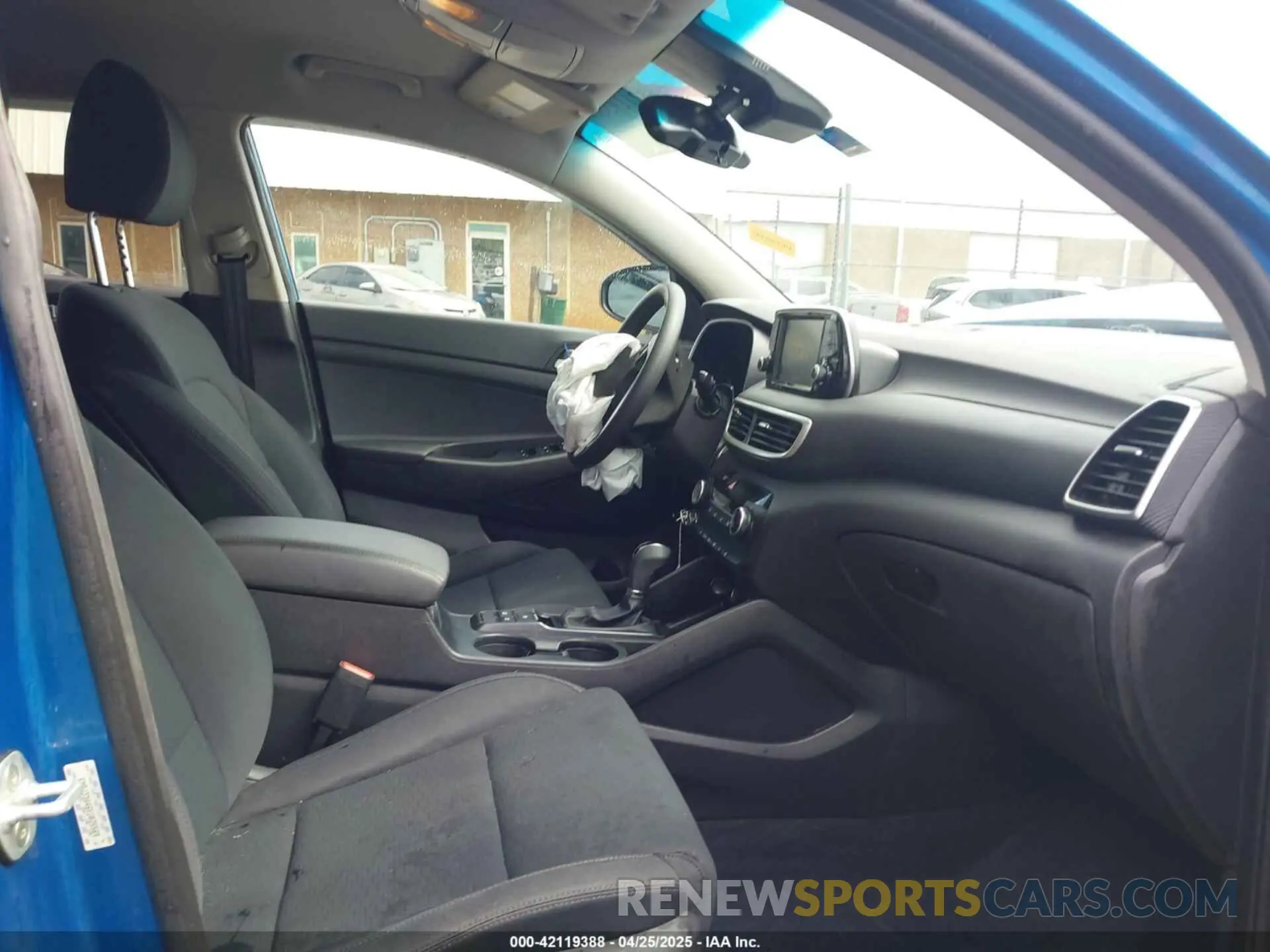 5 fotografías del automóvil dañado KM8J33A46KU025569 HYUNDAI TUCSON 2019