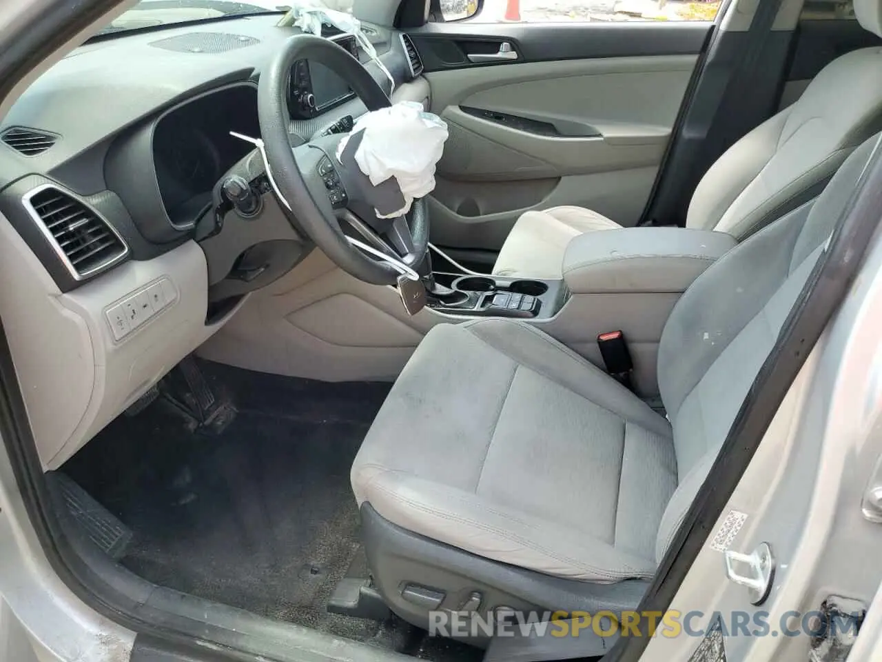 7 fotografías del automóvil dañado KM8J33A46KU848101 HYUNDAI TUCSON 2019