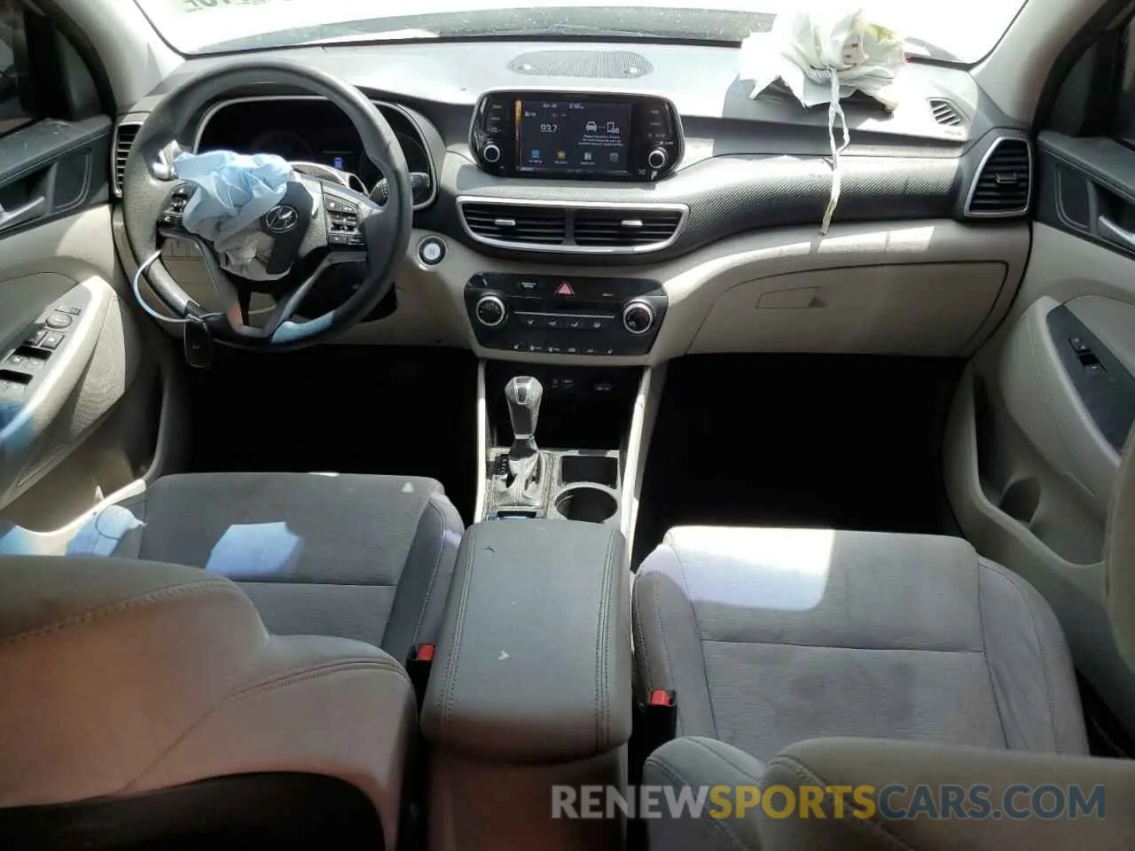 8 fotografías del automóvil dañado KM8J33A46KU848101 HYUNDAI TUCSON 2019