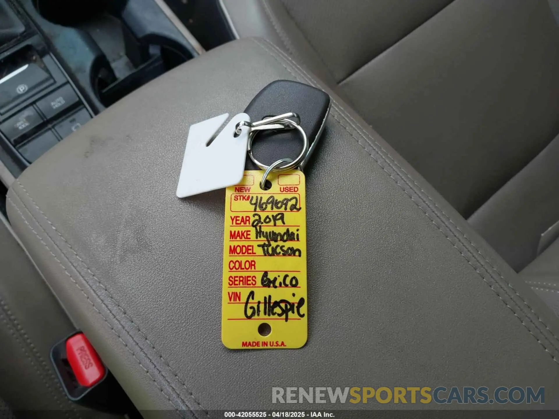 11 fotografías del automóvil dañado KM8J33AL2KU909919 HYUNDAI TUCSON 2019
