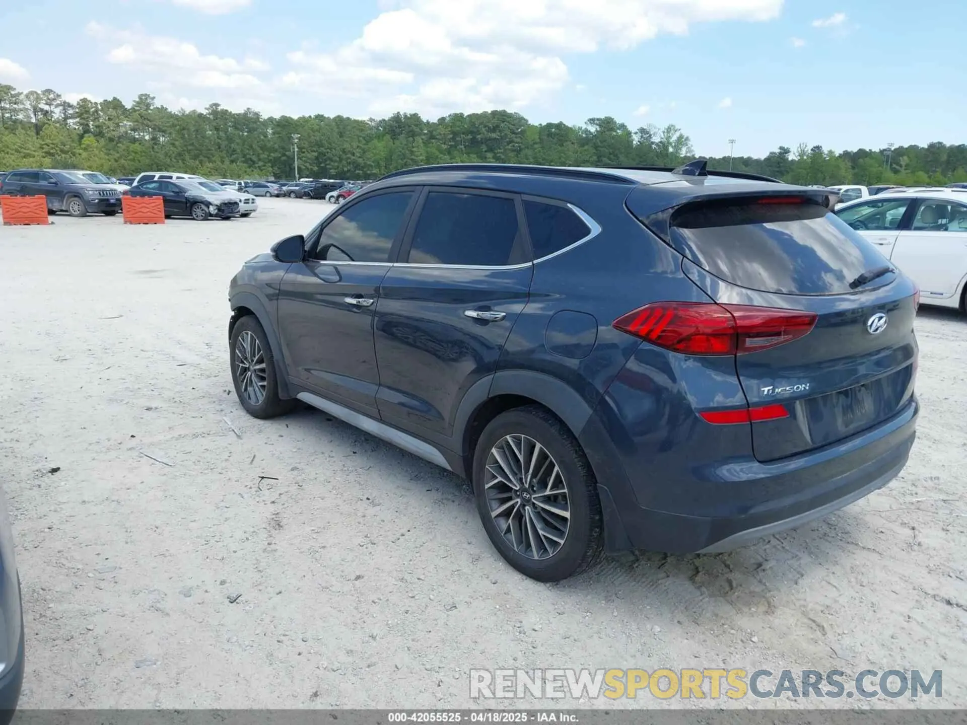 3 fotografías del automóvil dañado KM8J33AL2KU909919 HYUNDAI TUCSON 2019