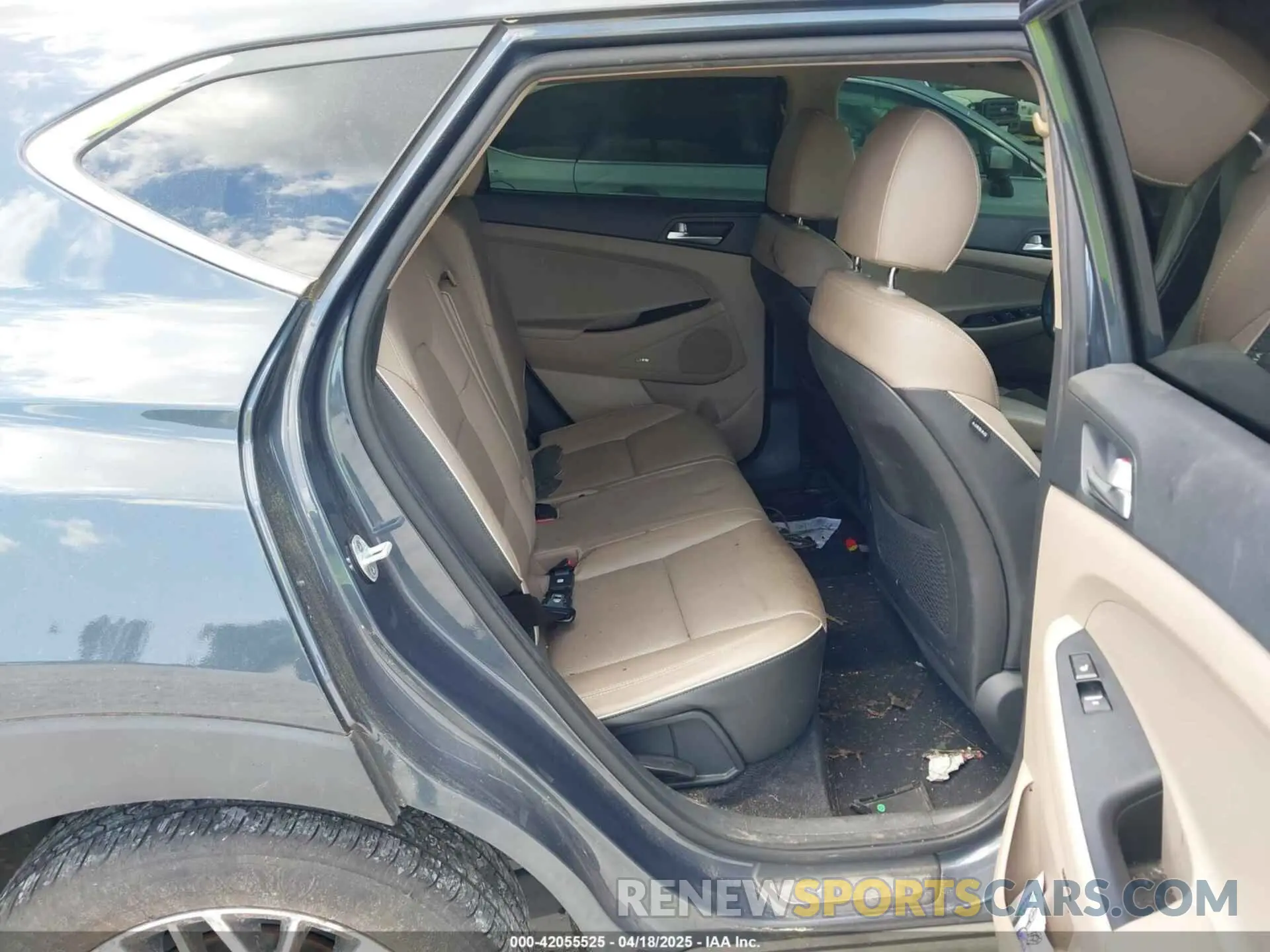 8 fotografías del automóvil dañado KM8J33AL2KU909919 HYUNDAI TUCSON 2019