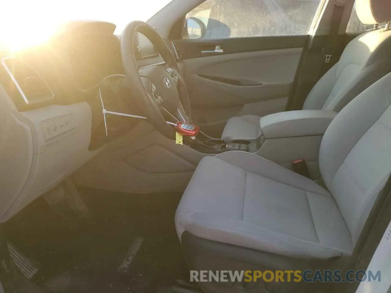 7 fotografías del automóvil dañado KM8J33AL3KU876123 HYUNDAI TUCSON 2019