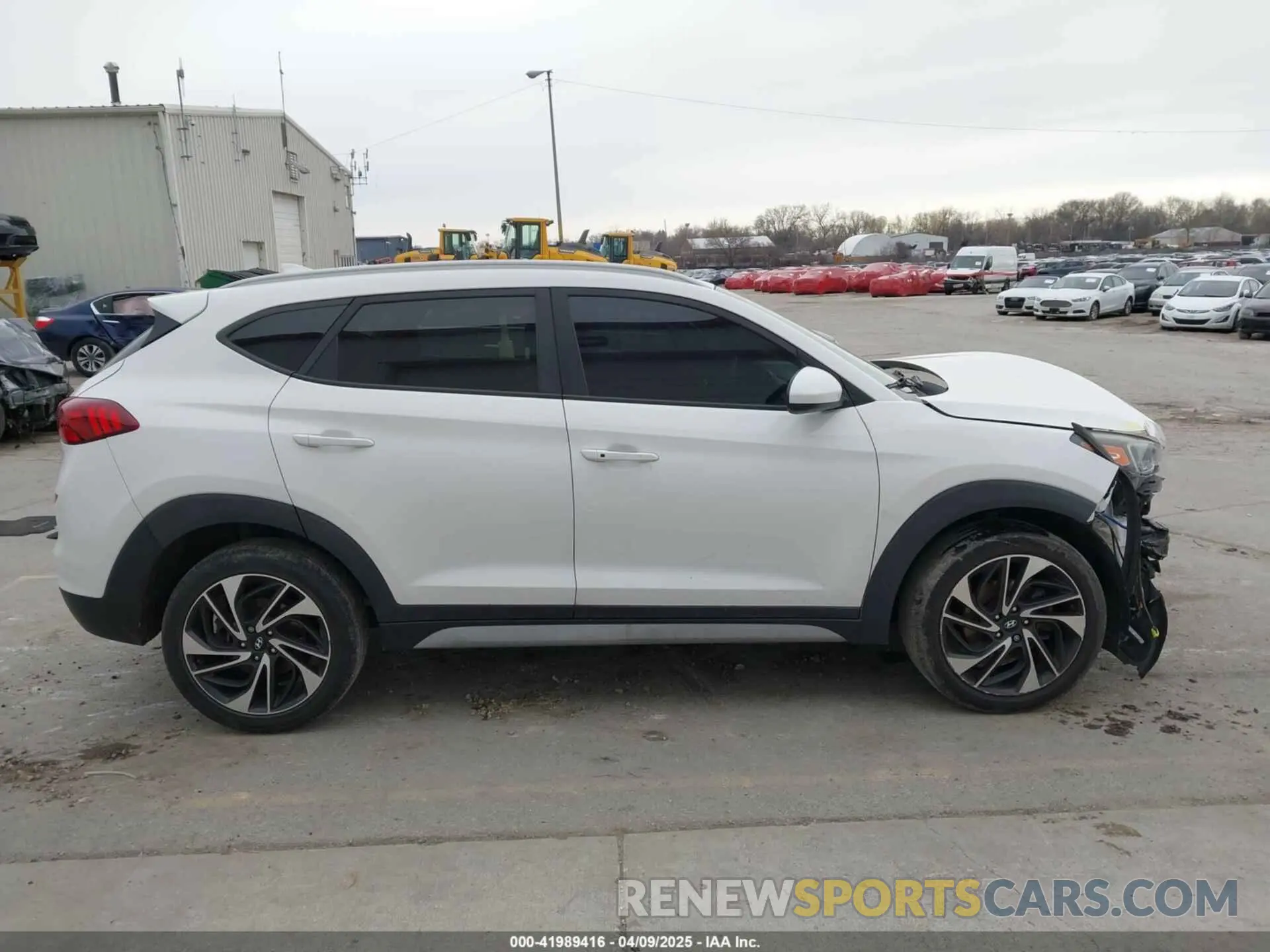 13 fotografías del automóvil dañado KM8J33AL6KU838403 HYUNDAI TUCSON 2019