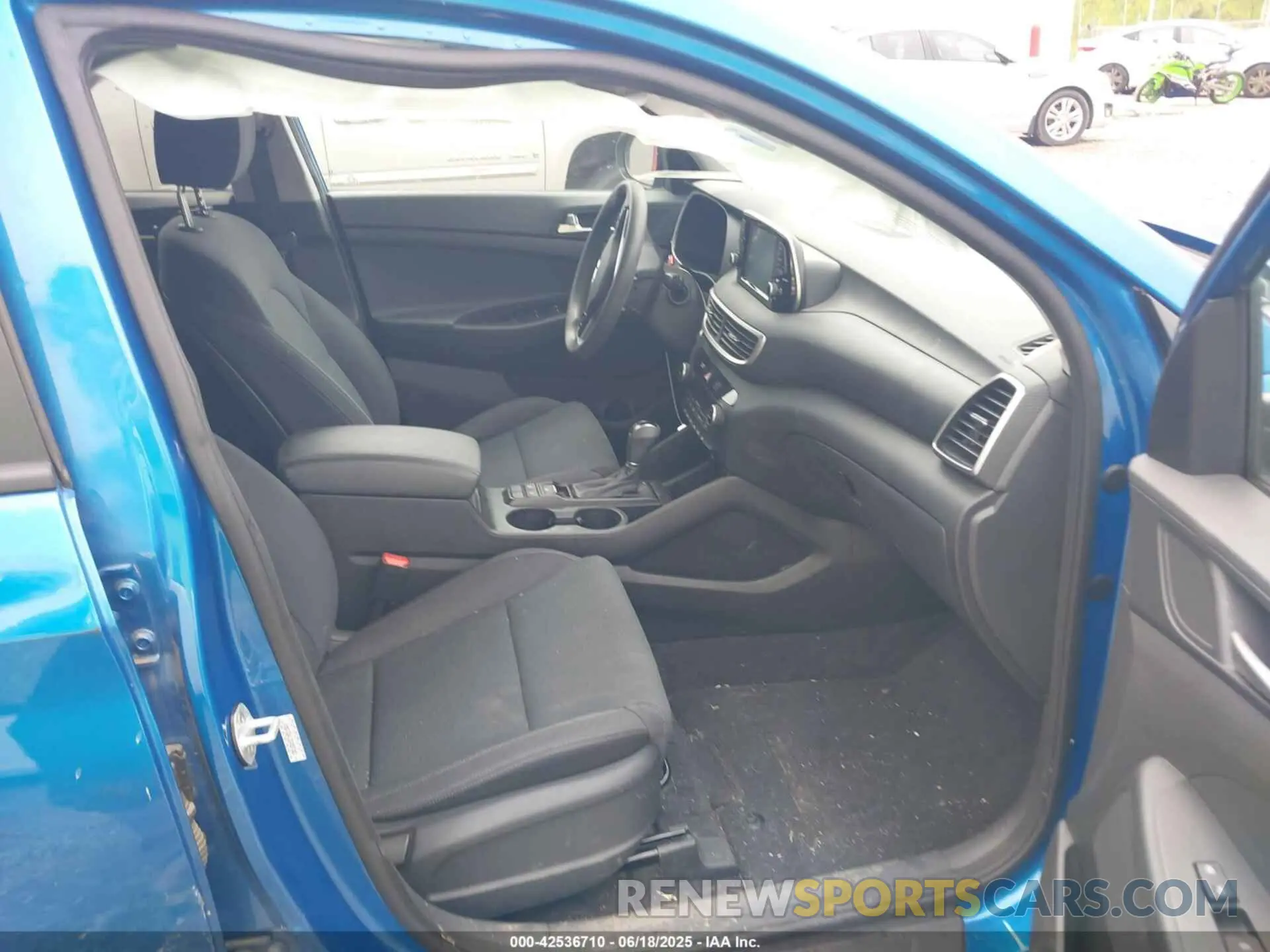 5 fotografías del automóvil dañado KM8J33AL7KU887383 HYUNDAI TUCSON 2019