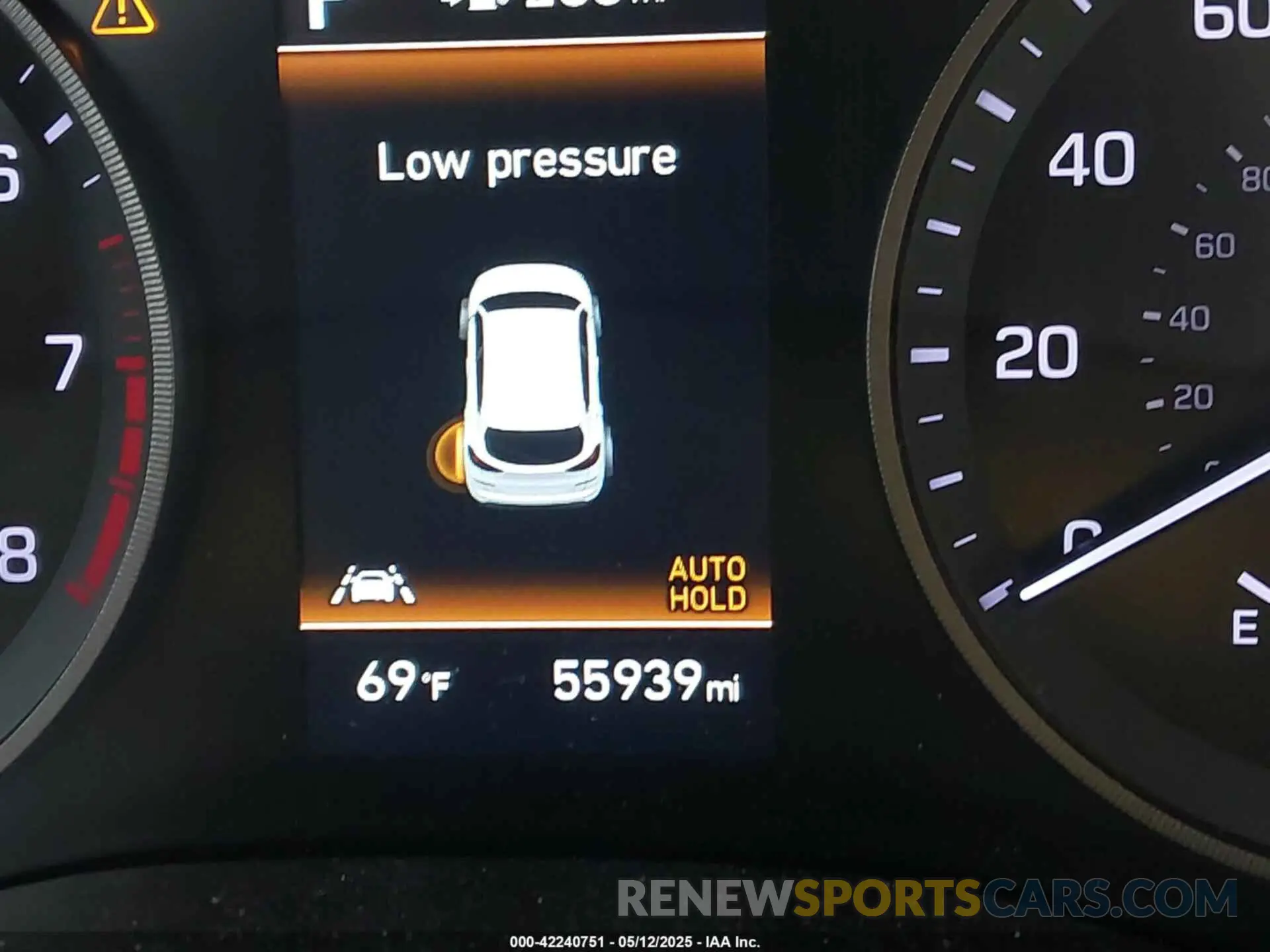 15 fotografías del automóvil dañado KM8J33AL8KU903140 HYUNDAI TUCSON 2019