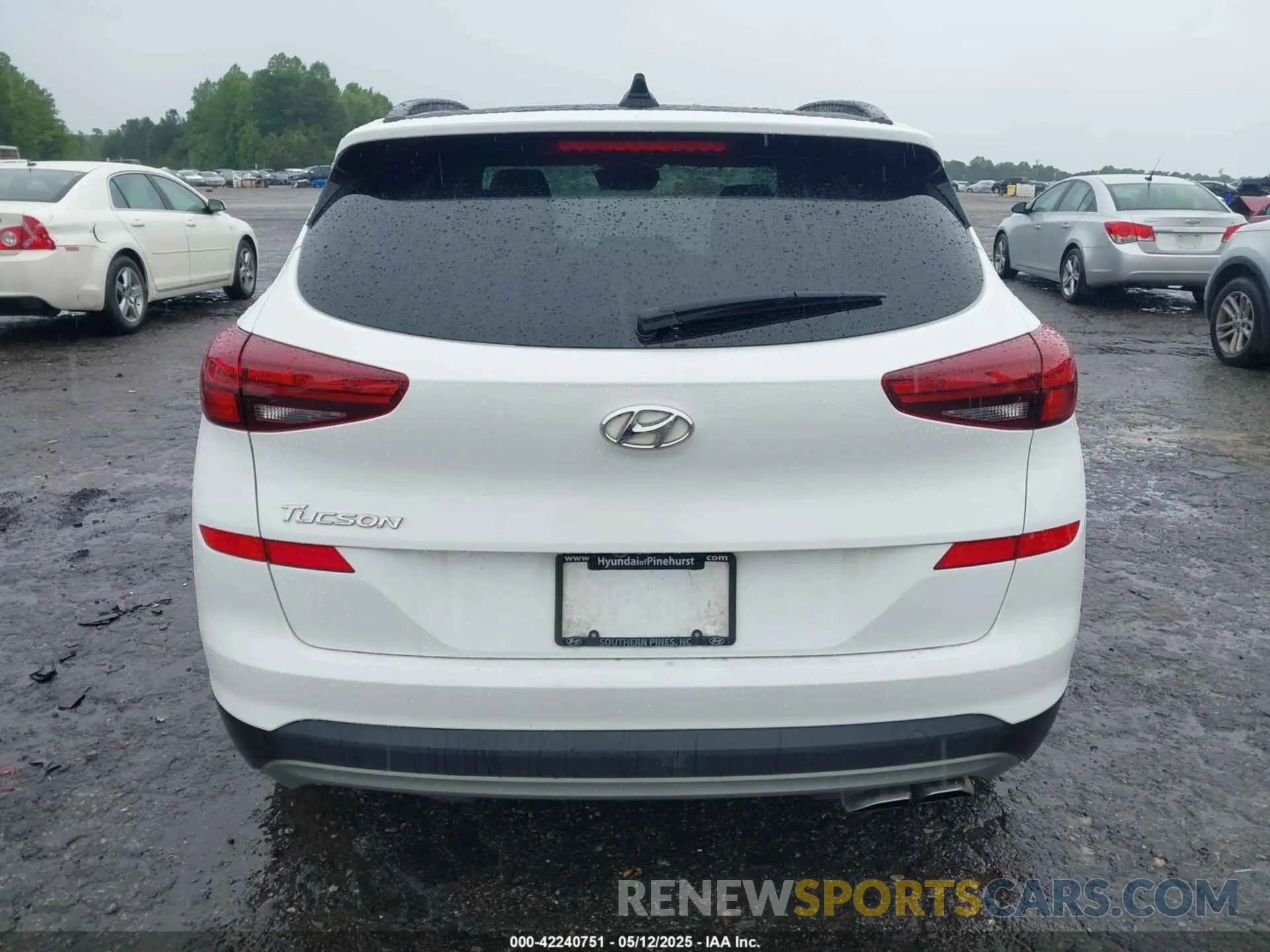 16 fotografías del automóvil dañado KM8J33AL8KU903140 HYUNDAI TUCSON 2019