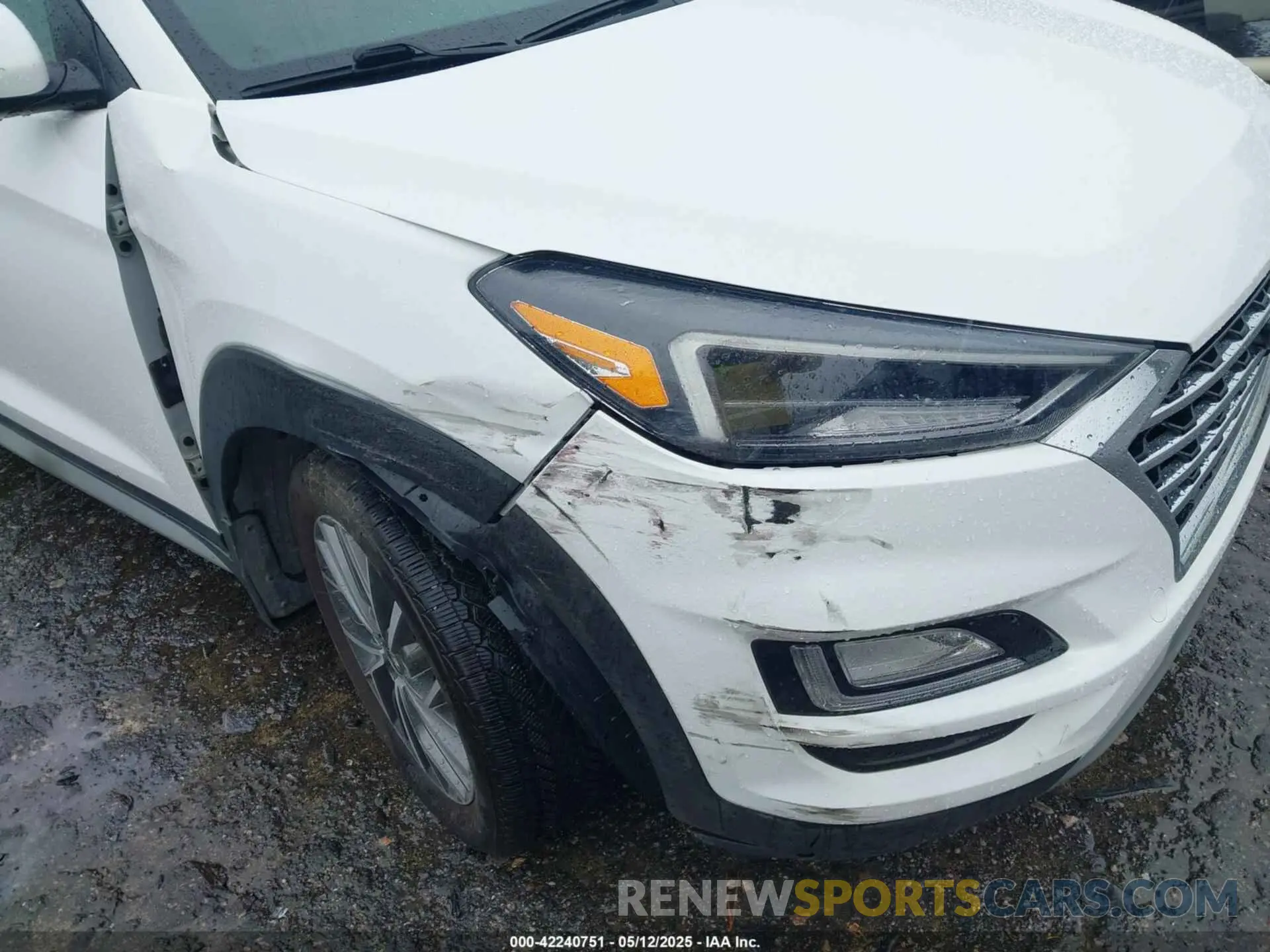 17 fotografías del automóvil dañado KM8J33AL8KU903140 HYUNDAI TUCSON 2019