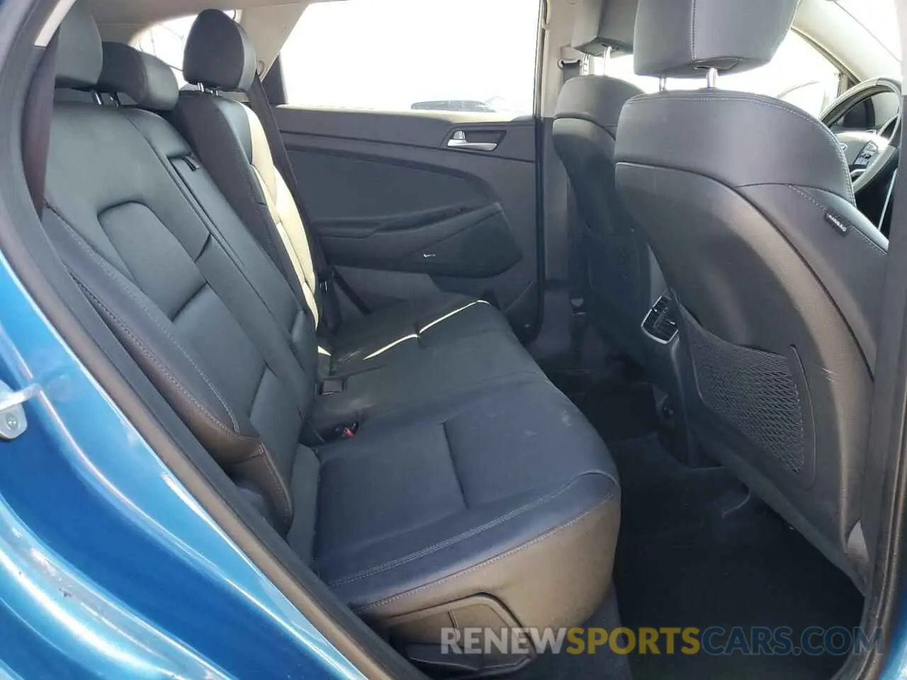 10 fotografías del automóvil dañado KM8J33AL8KU984978 HYUNDAI TUCSON 2019