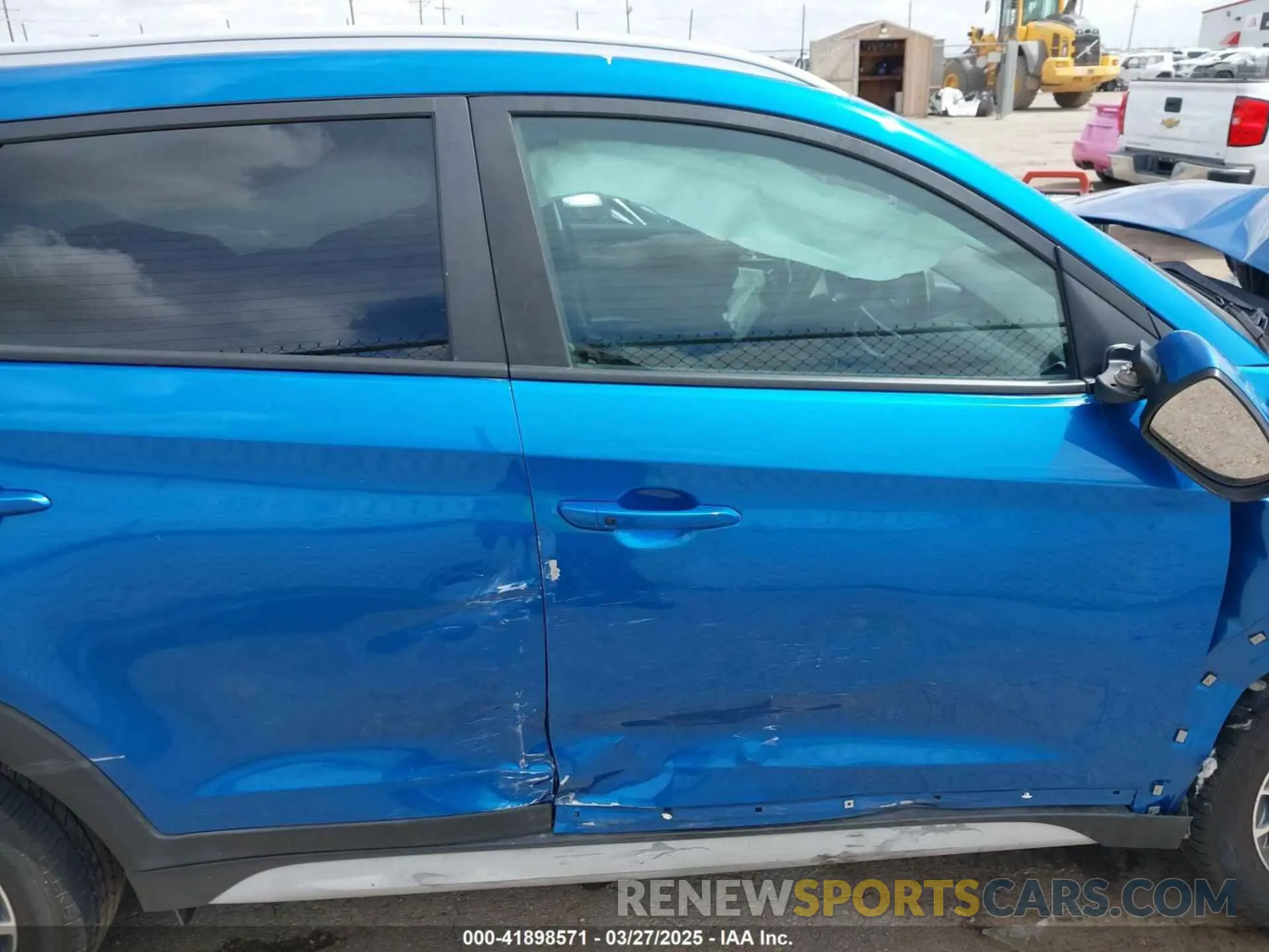 12 fotografías del automóvil dañado KM8J33AL9KU011513 HYUNDAI TUCSON 2019