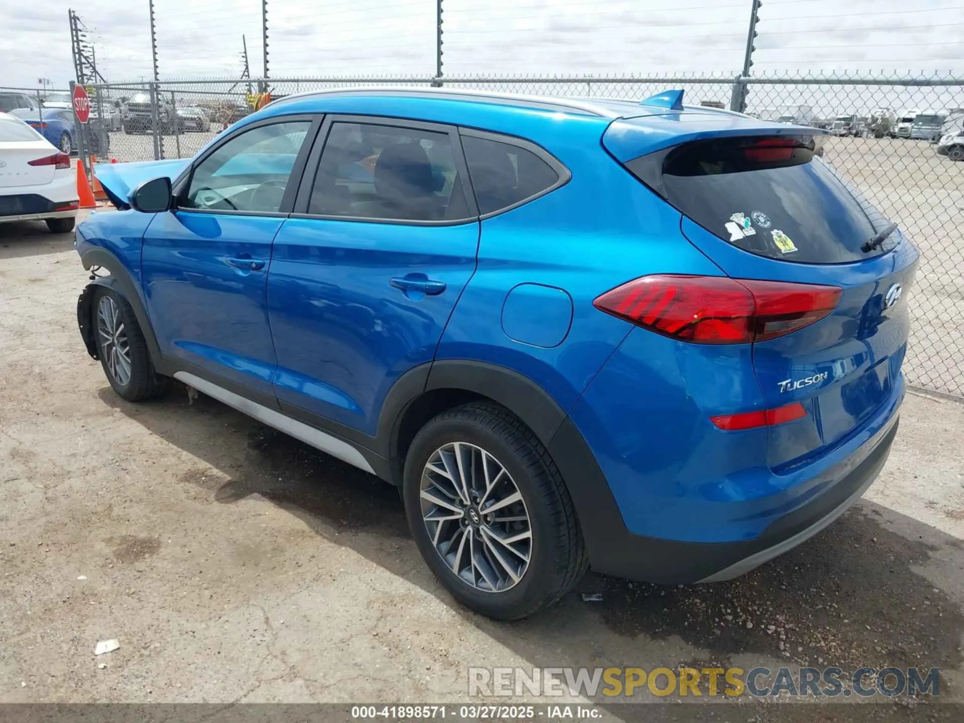 3 fotografías del automóvil dañado KM8J33AL9KU011513 HYUNDAI TUCSON 2019