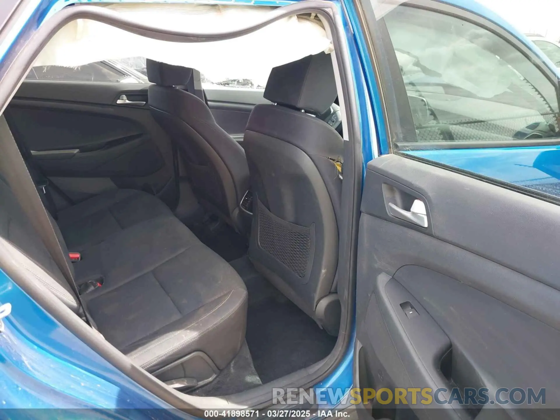 8 fotografías del automóvil dañado KM8J33AL9KU011513 HYUNDAI TUCSON 2019