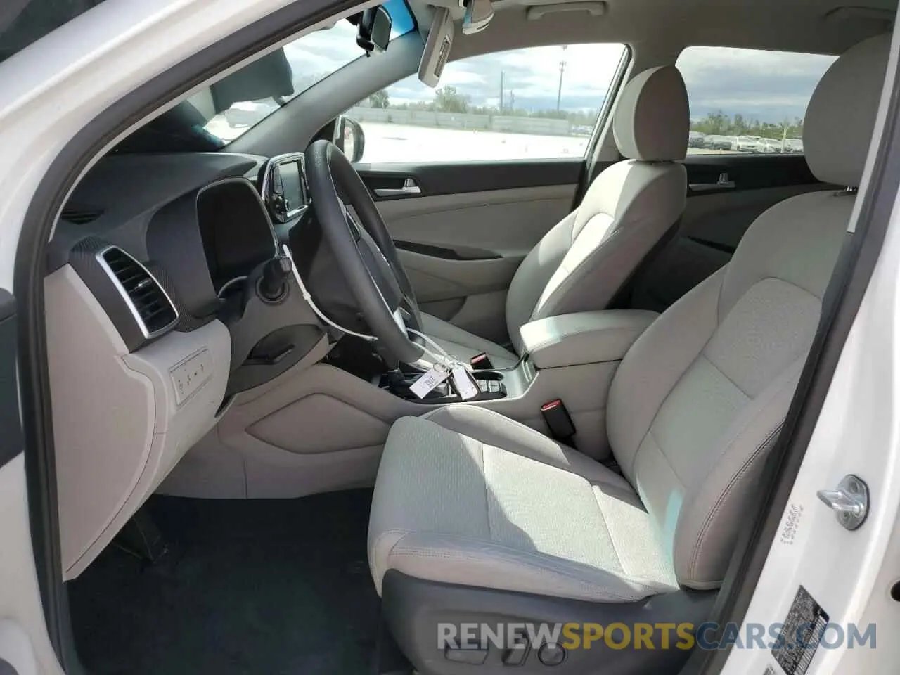 7 fotografías del automóvil dañado KM8J33AL9KU055317 HYUNDAI TUCSON 2019