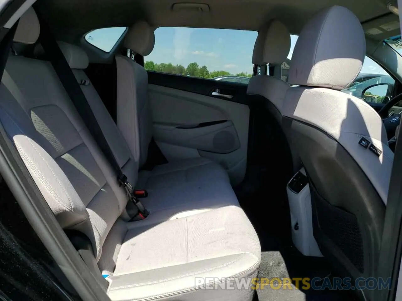 11 fotografías del automóvil dañado KM8J33AL9KU056645 HYUNDAI TUCSON 2019