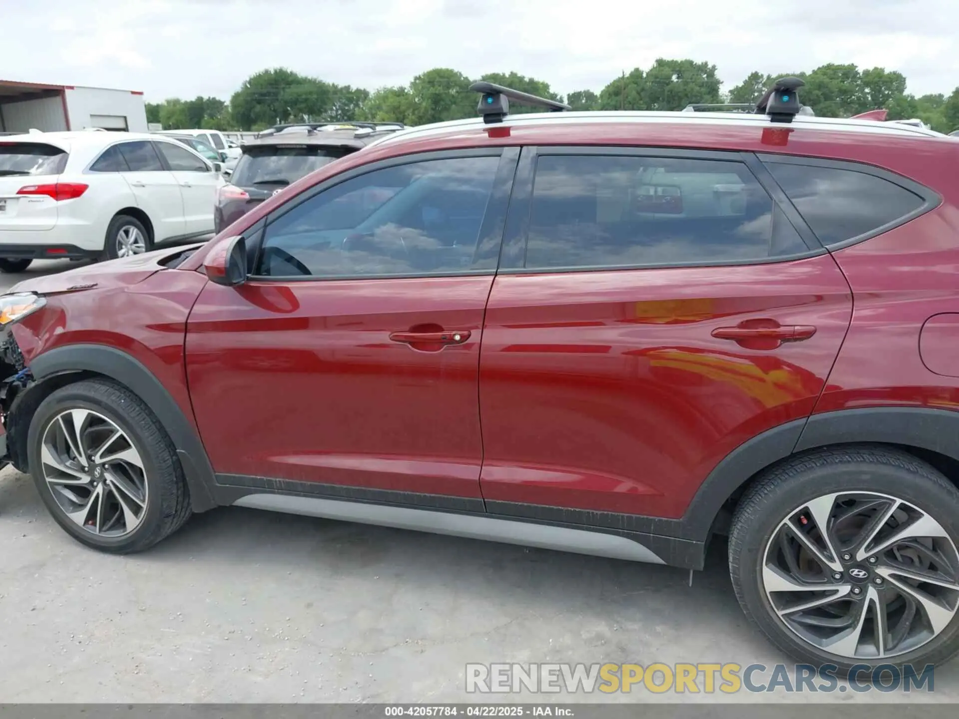 15 fotografías del automóvil dañado KM8J33AL9KU895176 HYUNDAI TUCSON 2019
