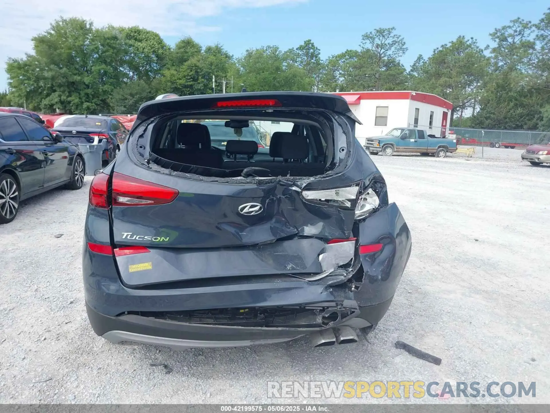 16 fotografías del automóvil dañado KM8J33AL9KU949771 HYUNDAI TUCSON 2019