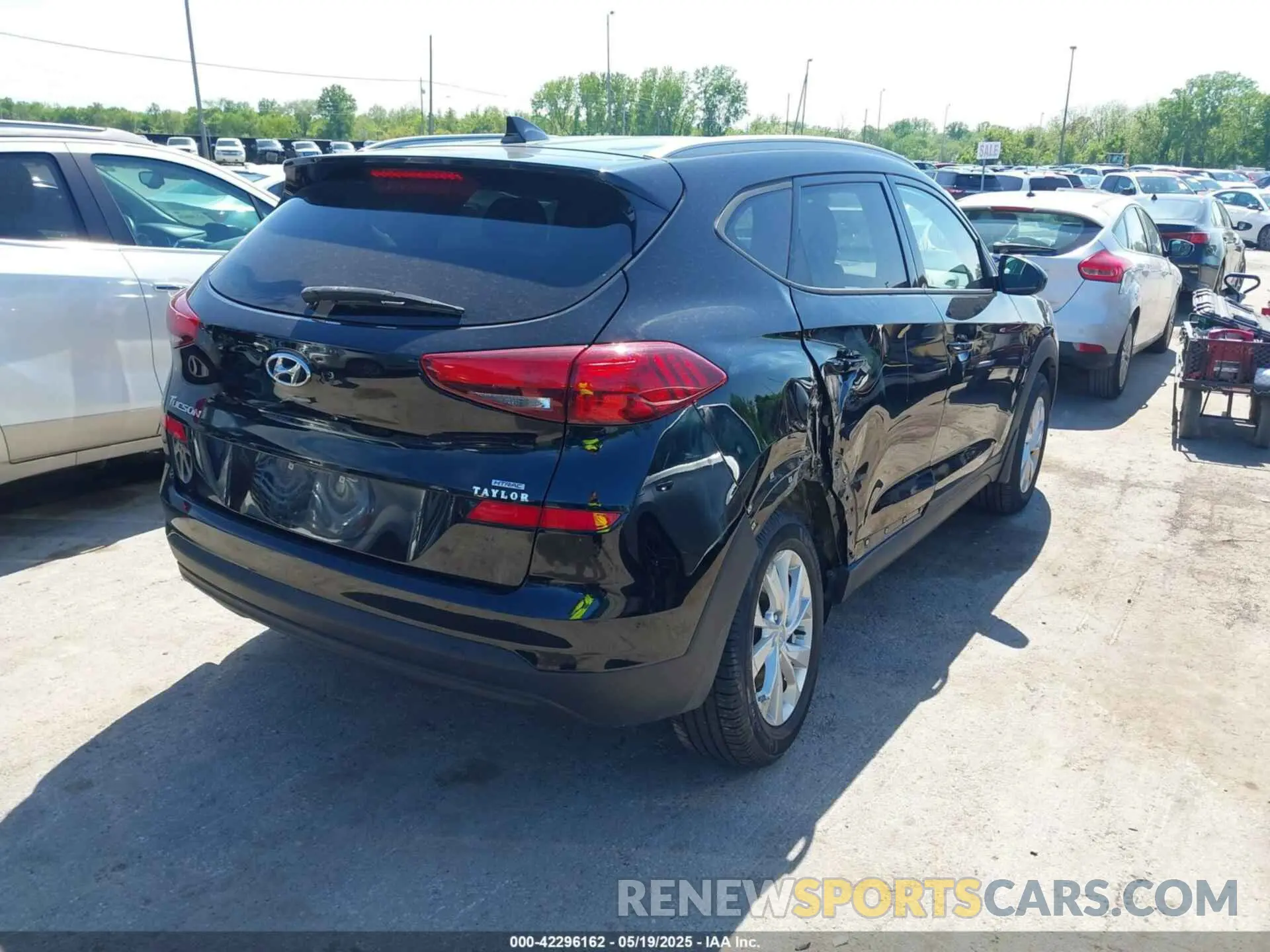 4 fotografías del automóvil dañado KM8J3CA46KU935335 HYUNDAI TUCSON 2019