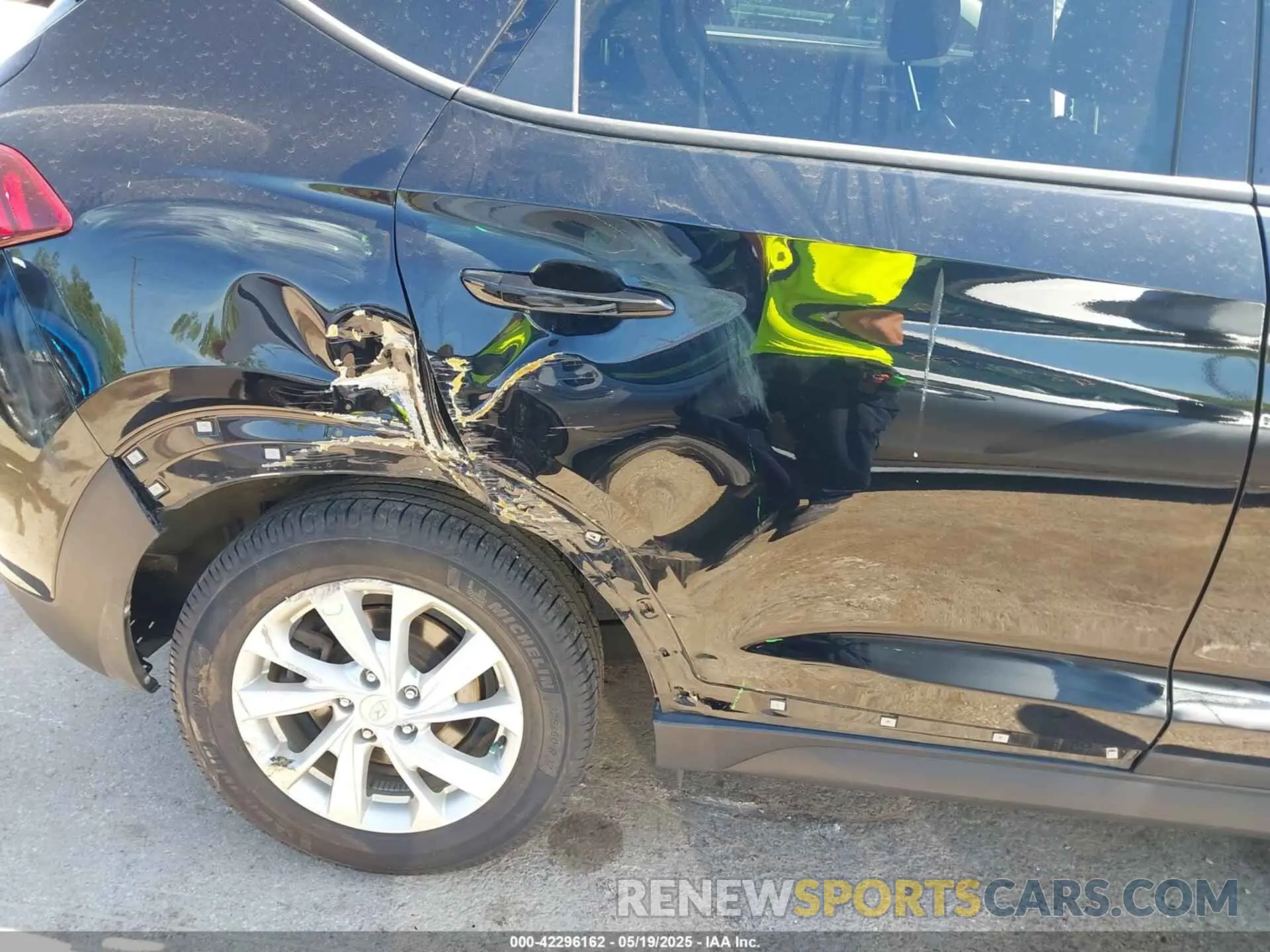 6 fotografías del automóvil dañado KM8J3CA46KU935335 HYUNDAI TUCSON 2019