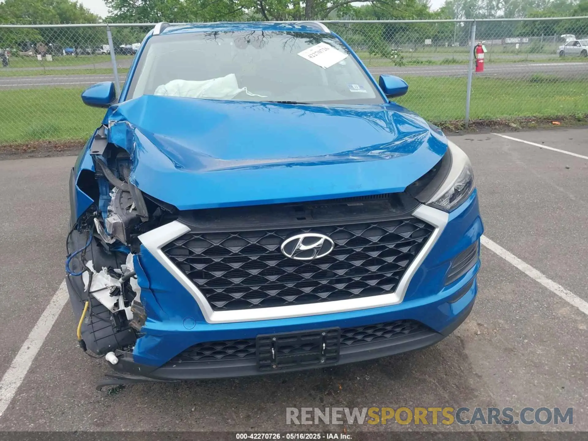 12 fotografías del automóvil dañado KM8J3CA47KU856580 HYUNDAI TUCSON 2019