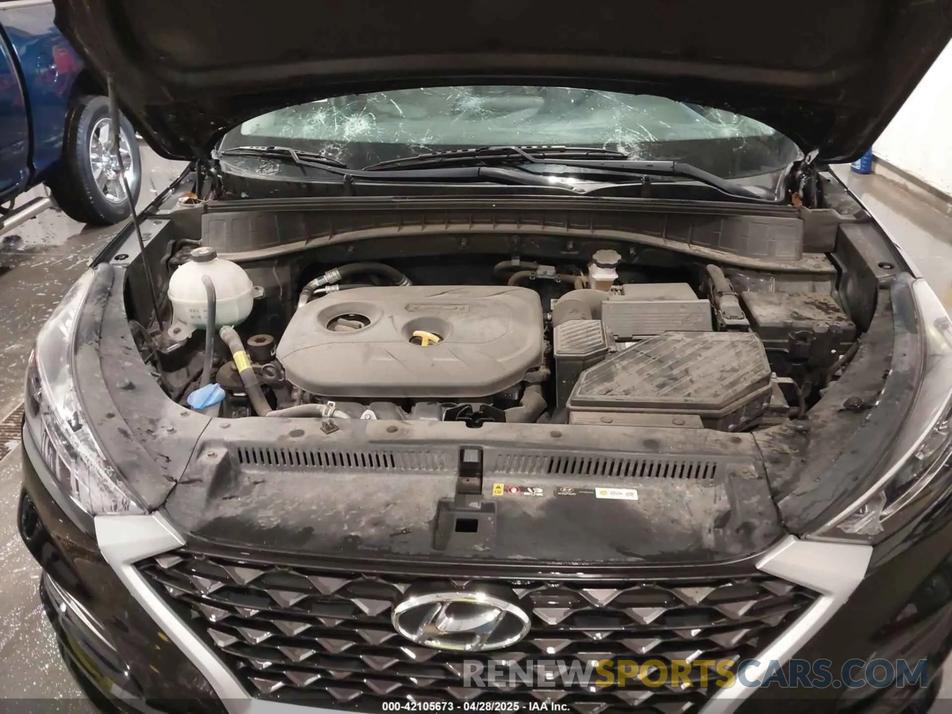 10 fotografías del automóvil dañado KM8J3CA48KU075082 HYUNDAI TUCSON 2019
