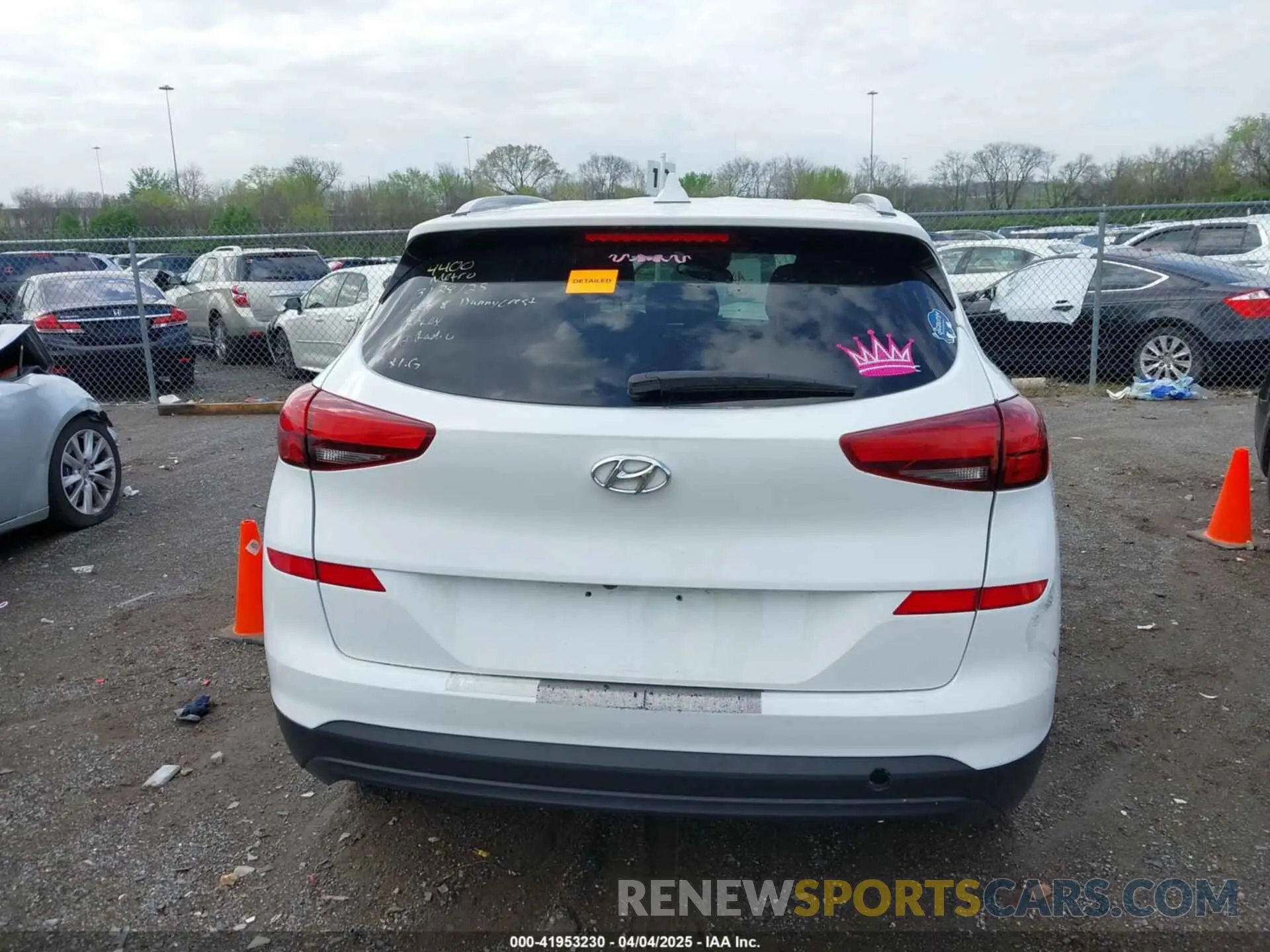 16 fotografías del automóvil dañado KM8J3CA49KU954400 HYUNDAI TUCSON 2019
