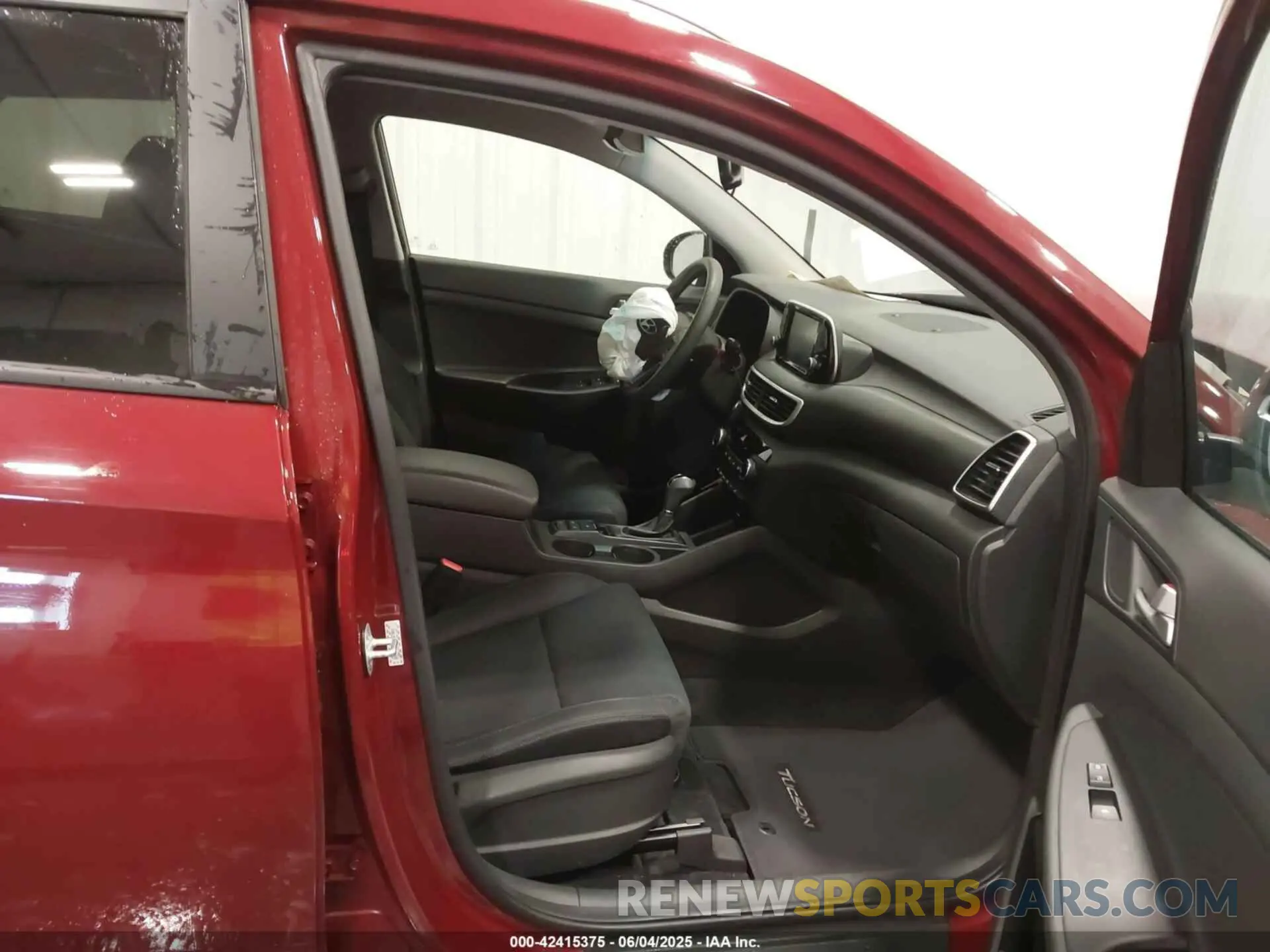5 fotografías del automóvil dañado KM8J3CA4XKU020469 HYUNDAI TUCSON 2019