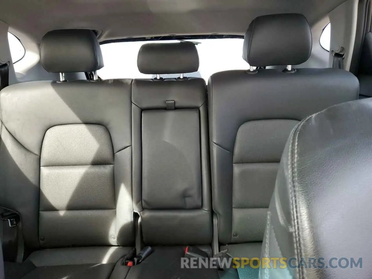 10 fotografías del automóvil dañado KM8J3CAL1KU034879 HYUNDAI TUCSON 2019