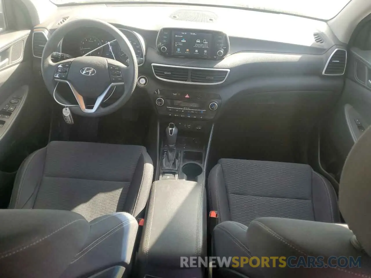 8 fotografías del automóvil dañado KM8J3CAL1KU848580 HYUNDAI TUCSON 2019