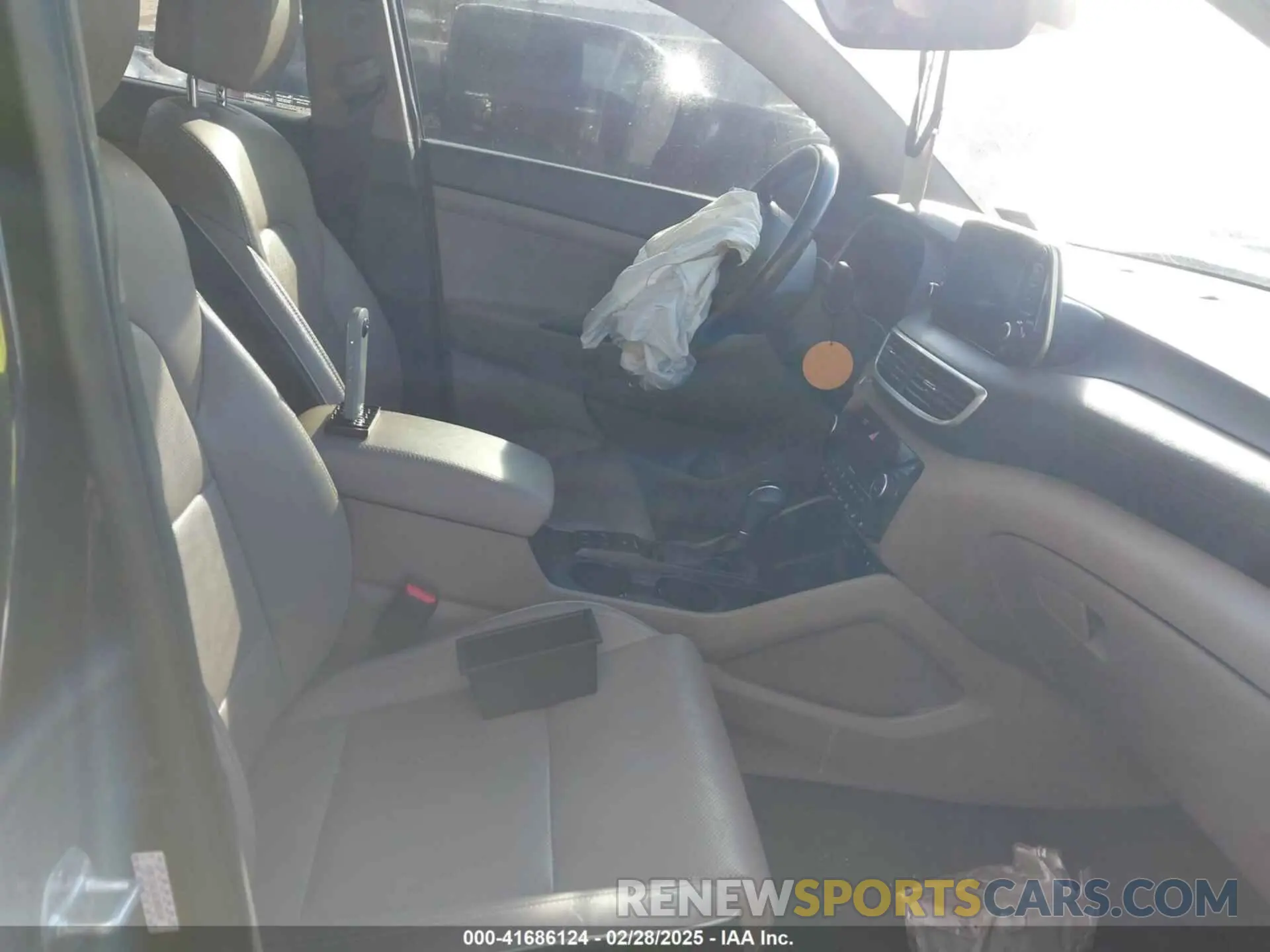 5 fotografías del automóvil dañado KM8J3CAL5KU055248 HYUNDAI TUCSON 2019