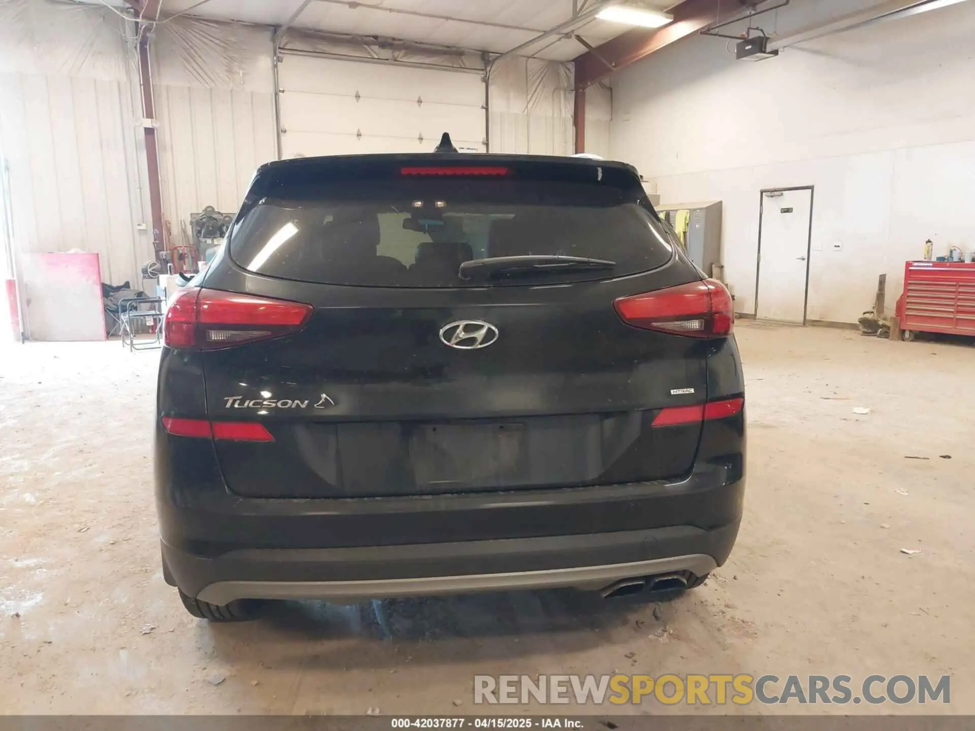 17 fotografías del automóvil dañado KM8J3CAL6KU932121 HYUNDAI TUCSON 2019