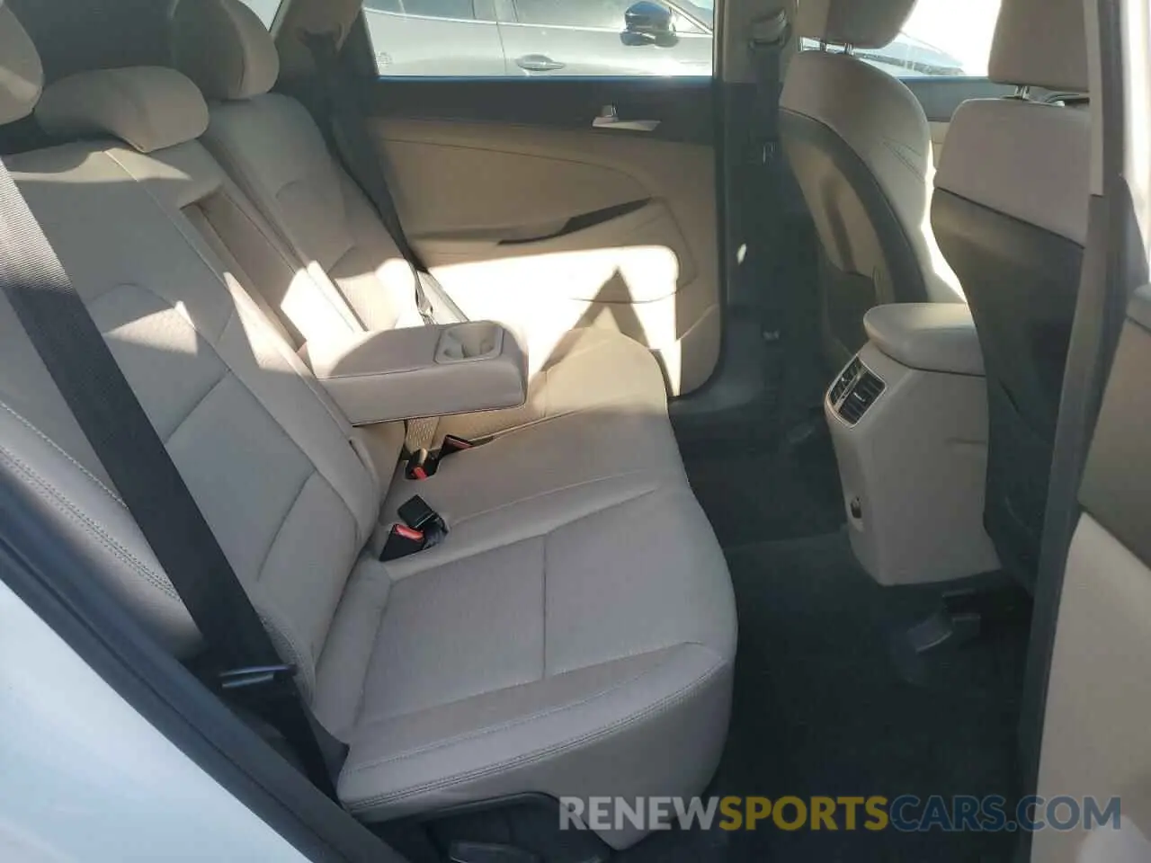 11 fotografías del automóvil dañado KM8J3CAL9KU850464 HYUNDAI TUCSON 2019