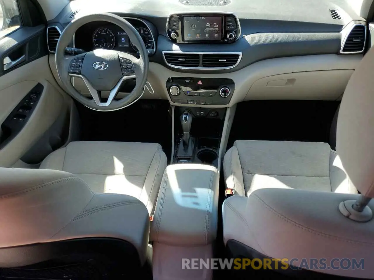 8 fotografías del automóvil dañado KM8J23A40LU081141 HYUNDAI TUCSON 2020