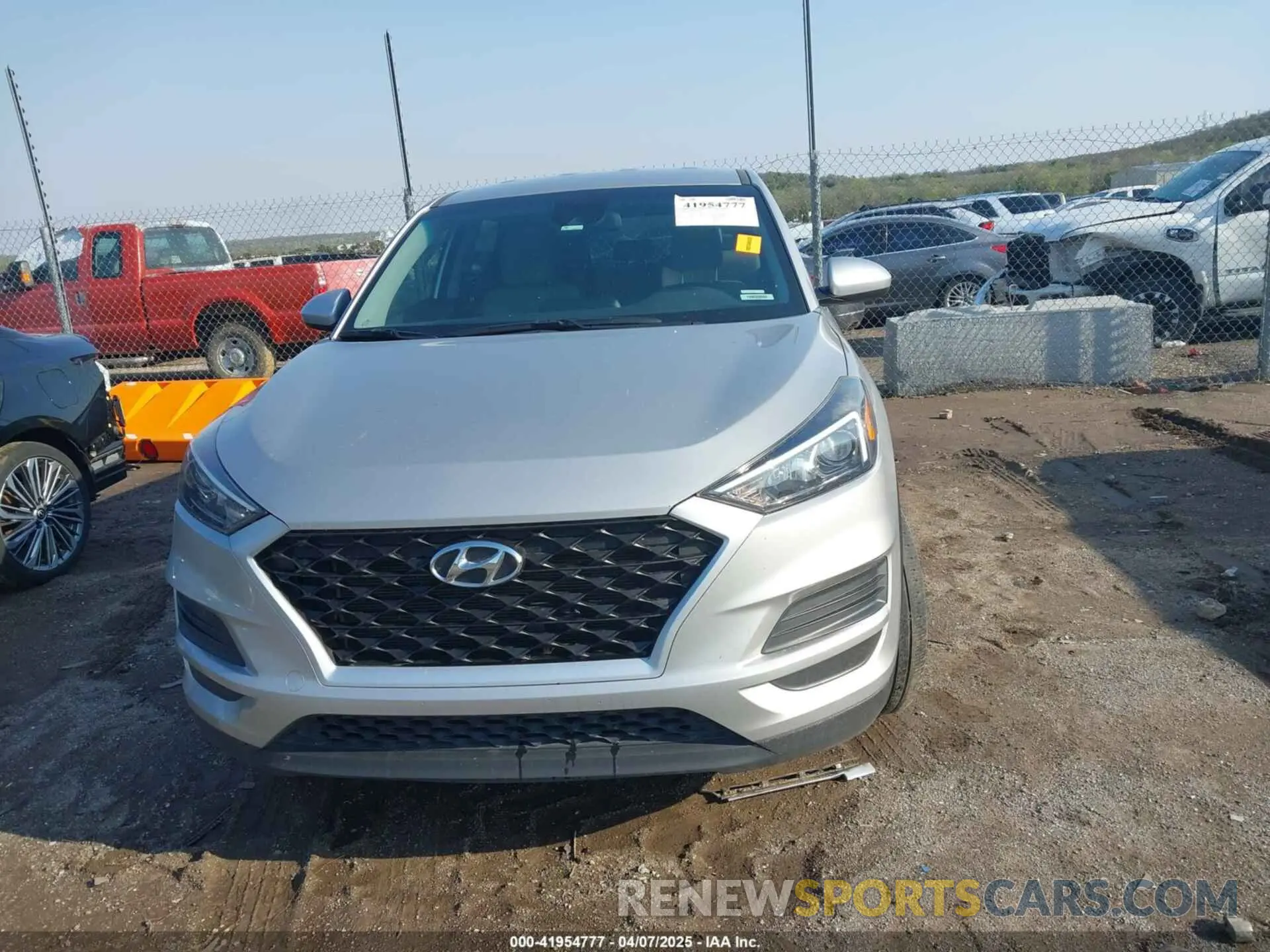 13 fotografías del automóvil dañado KM8J23A41LU140200 HYUNDAI TUCSON 2020