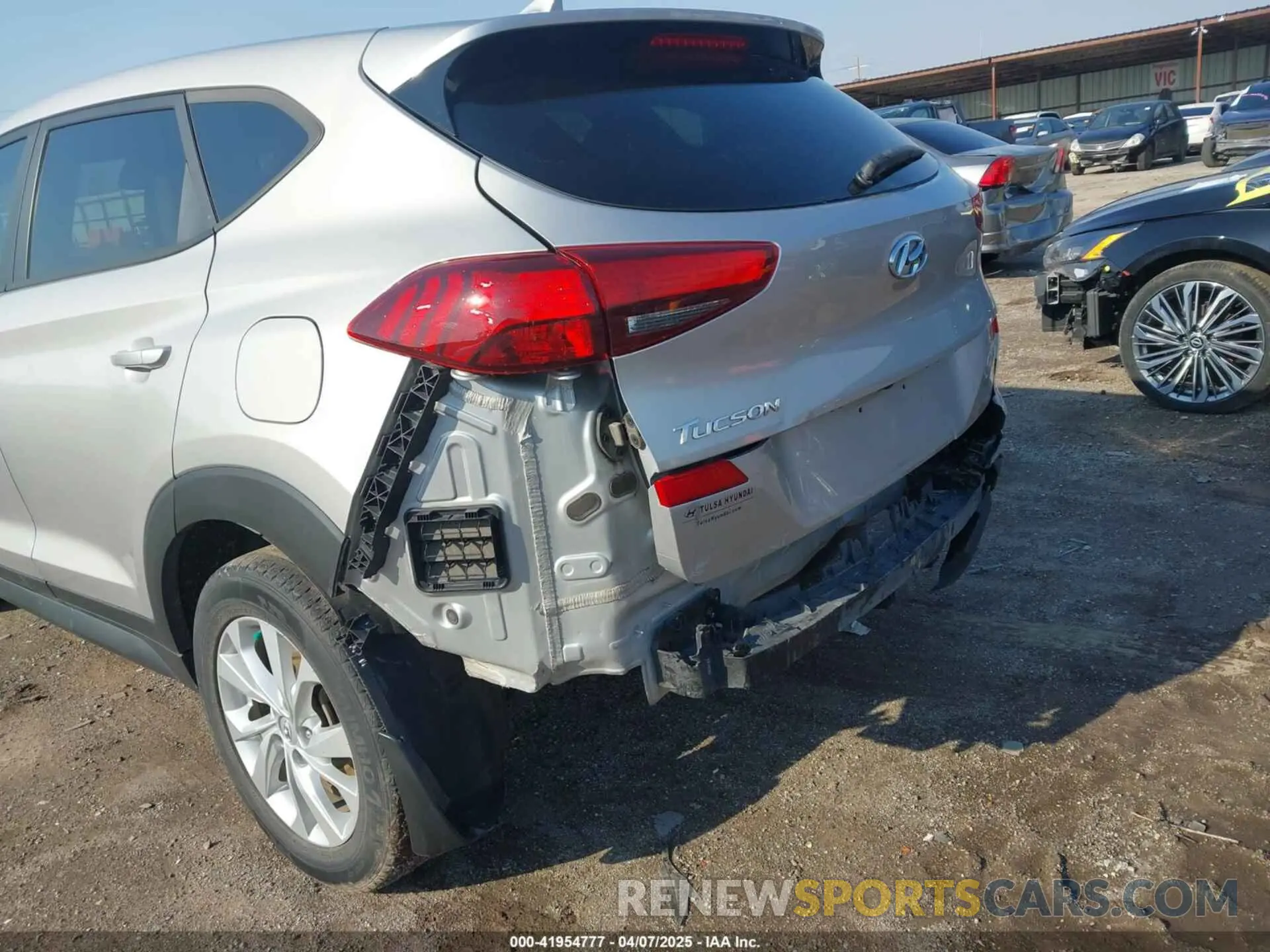 18 fotografías del automóvil dañado KM8J23A41LU140200 HYUNDAI TUCSON 2020