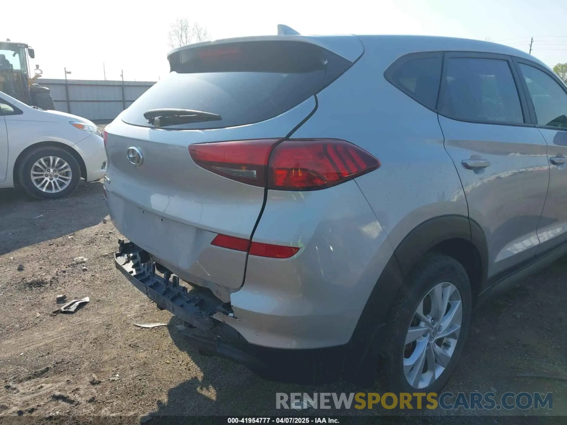 19 fotografías del automóvil dañado KM8J23A41LU140200 HYUNDAI TUCSON 2020