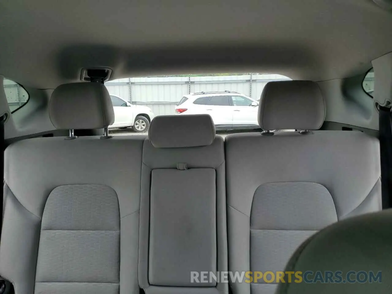 10 fotografías del automóvil dañado KM8J23A44LU101312 HYUNDAI TUCSON 2020