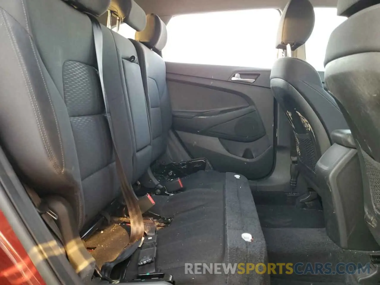 10 fotografías del automóvil dañado KM8J23A45LU188816 HYUNDAI TUCSON 2020