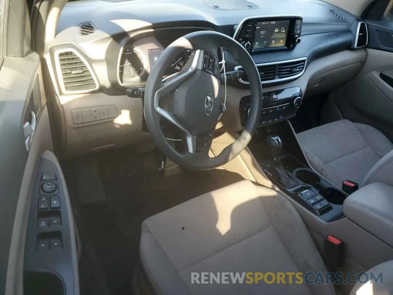 8 fotografías del automóvil dañado KM8J2CA41LU146384 HYUNDAI TUCSON 2020