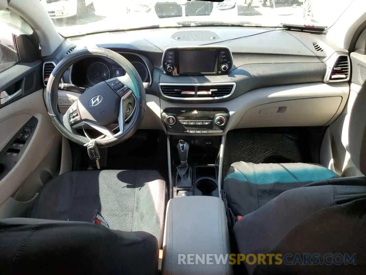 8 fotografías del automóvil dañado KM8J2CA41LU202887 HYUNDAI TUCSON 2020