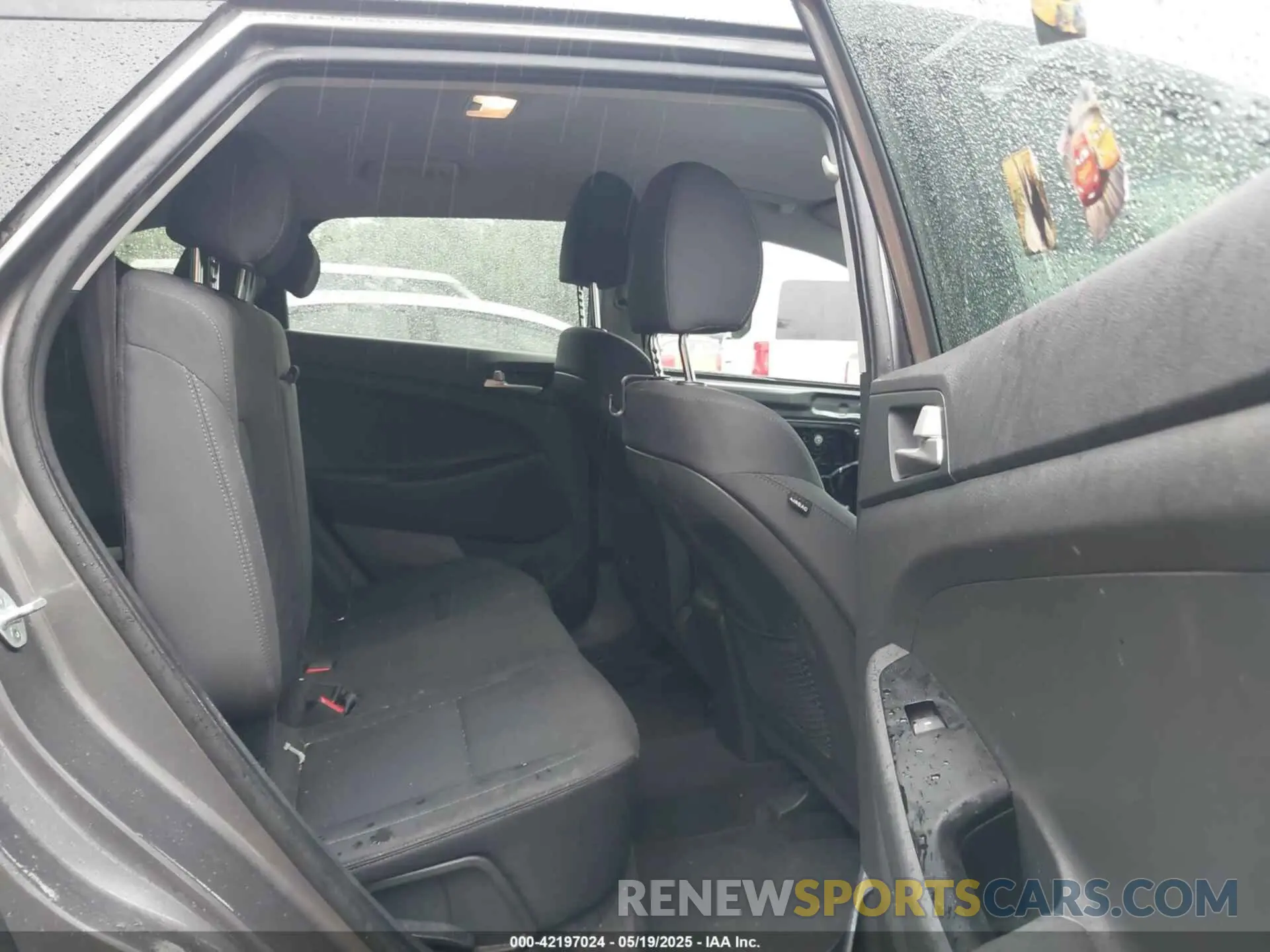 8 fotografías del automóvil dañado KM8J2CA45LU081250 HYUNDAI TUCSON 2020
