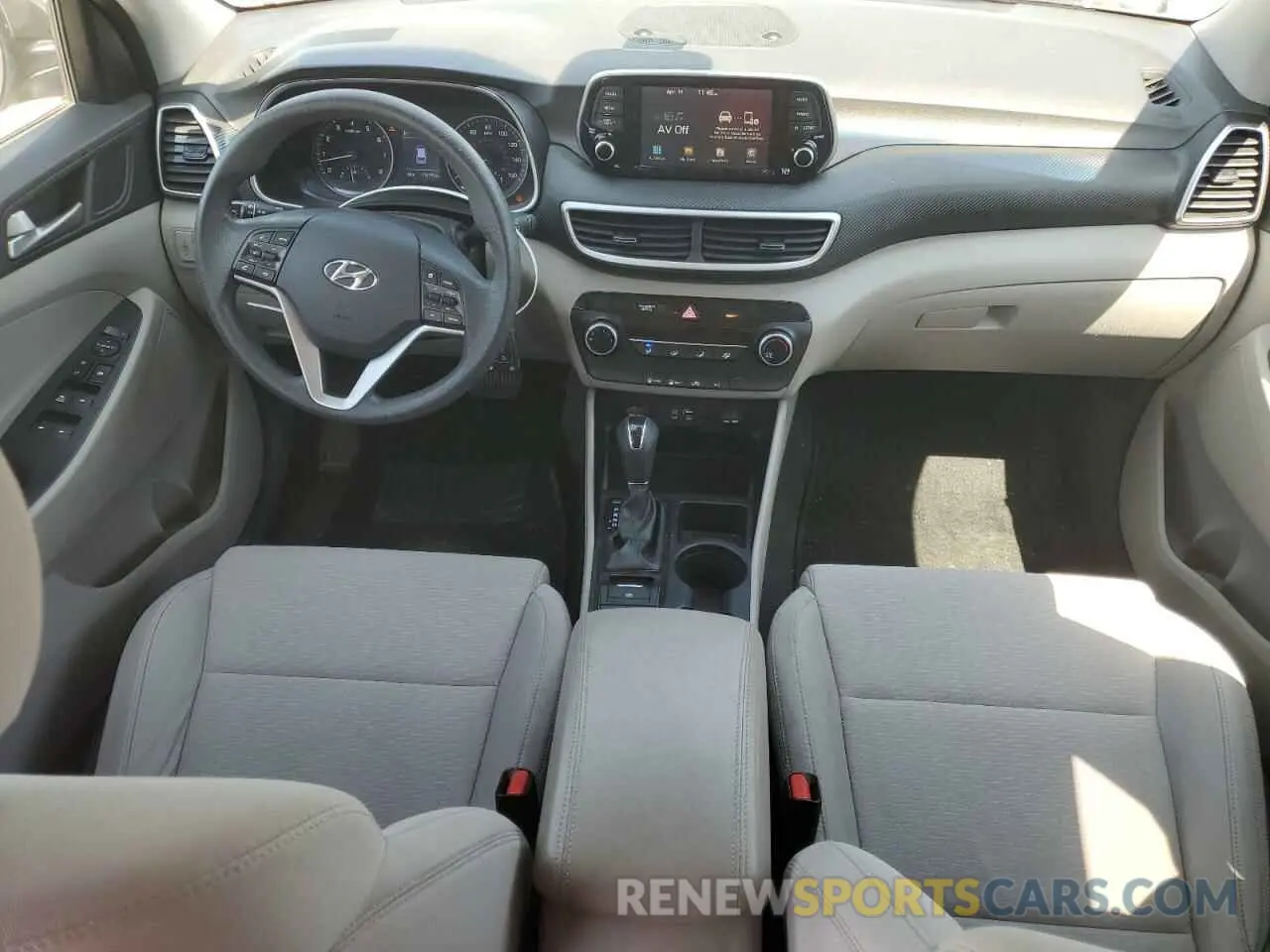 8 fotografías del automóvil dañado KM8J2CA48LU078925 HYUNDAI TUCSON 2020