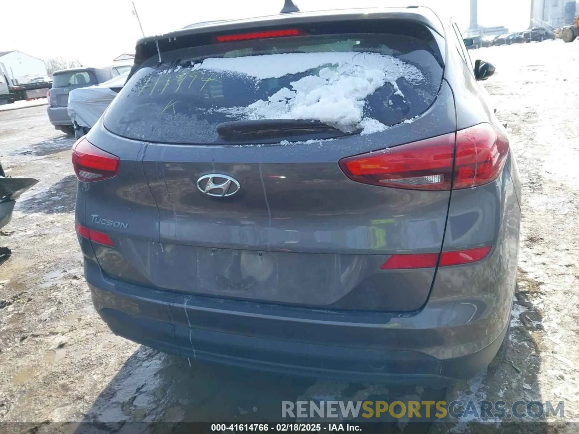 15 fotografías del automóvil dañado KM8J33A40LU111994 HYUNDAI TUCSON 2020