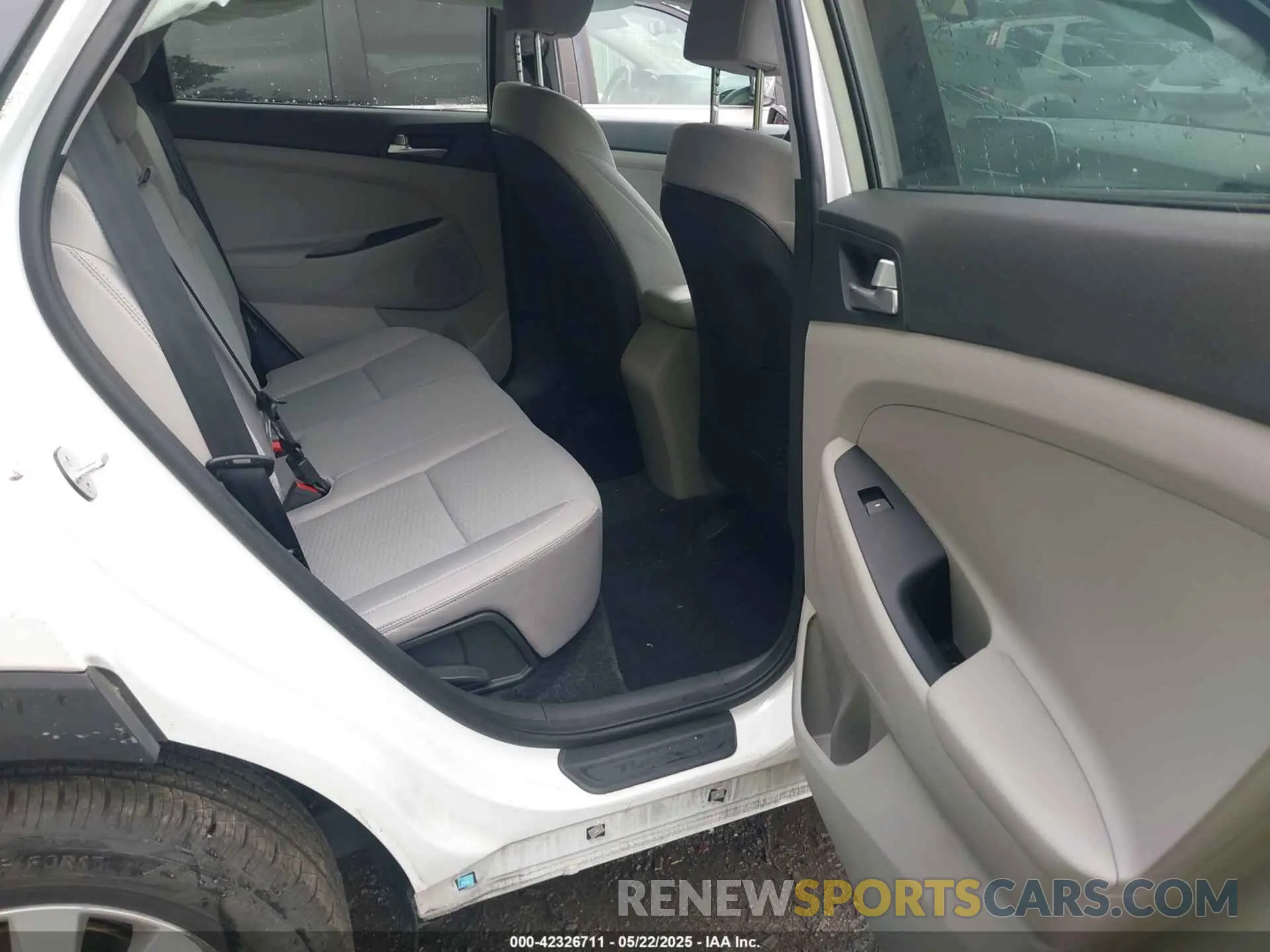 8 fotografías del automóvil dañado KM8J33A41LU161061 HYUNDAI TUCSON 2020