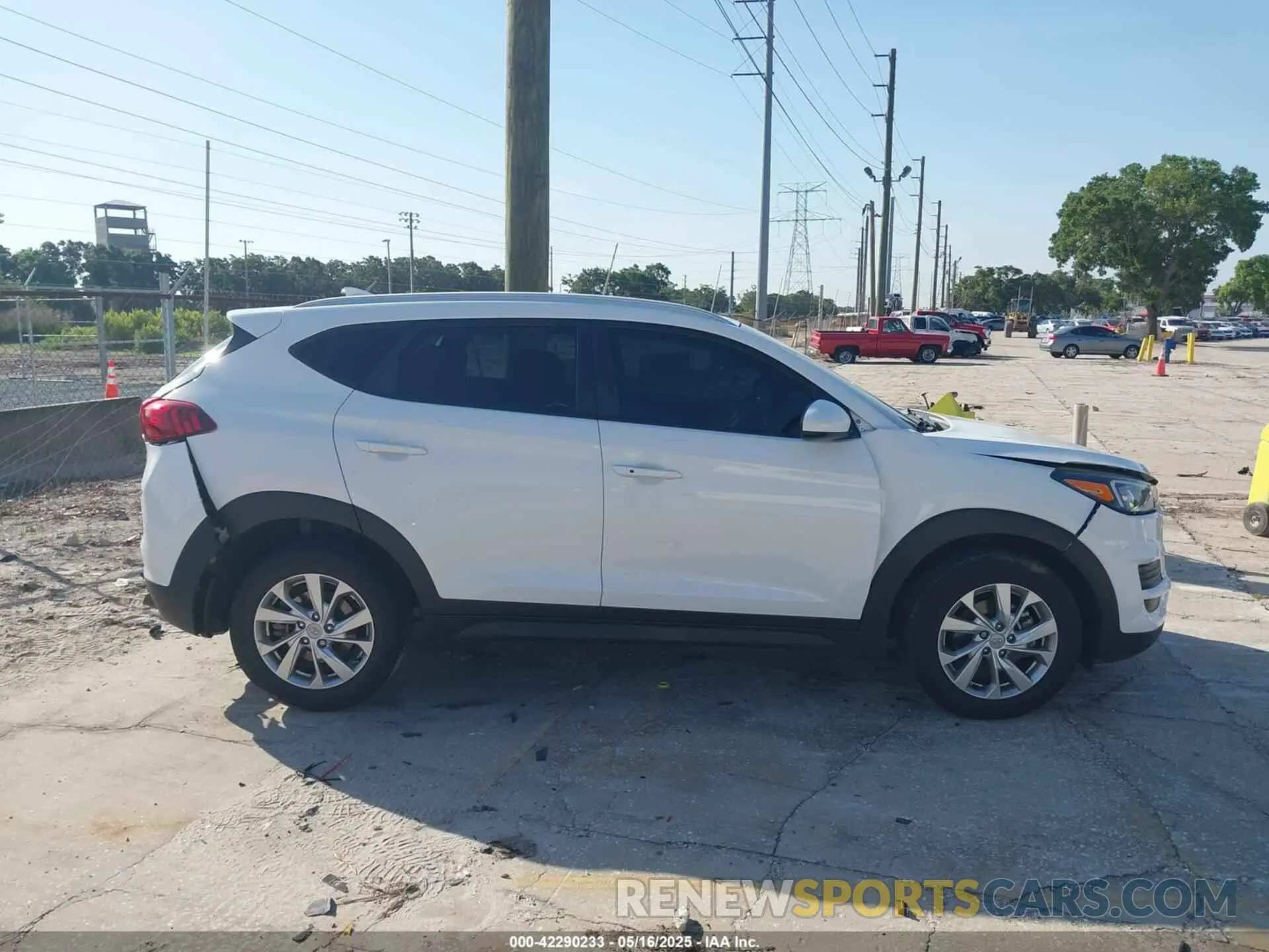 12 fotografías del automóvil dañado KM8J33A42LU204113 HYUNDAI TUCSON 2020