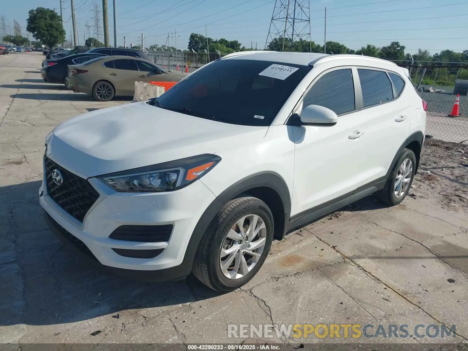 2 fotografías del automóvil dañado KM8J33A42LU204113 HYUNDAI TUCSON 2020