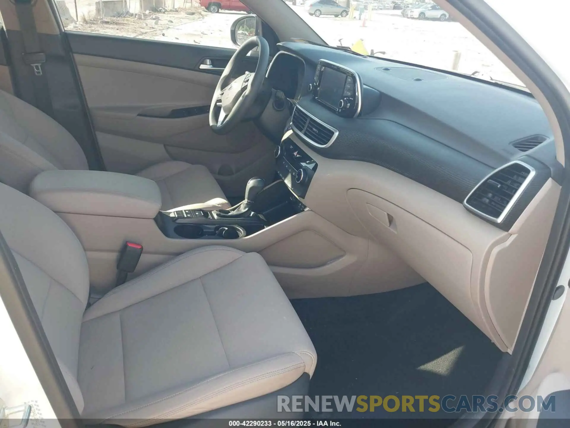 5 fotografías del automóvil dañado KM8J33A42LU204113 HYUNDAI TUCSON 2020
