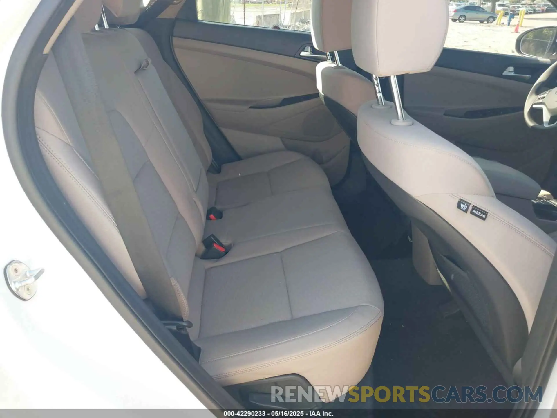 8 fotografías del automóvil dañado KM8J33A42LU204113 HYUNDAI TUCSON 2020