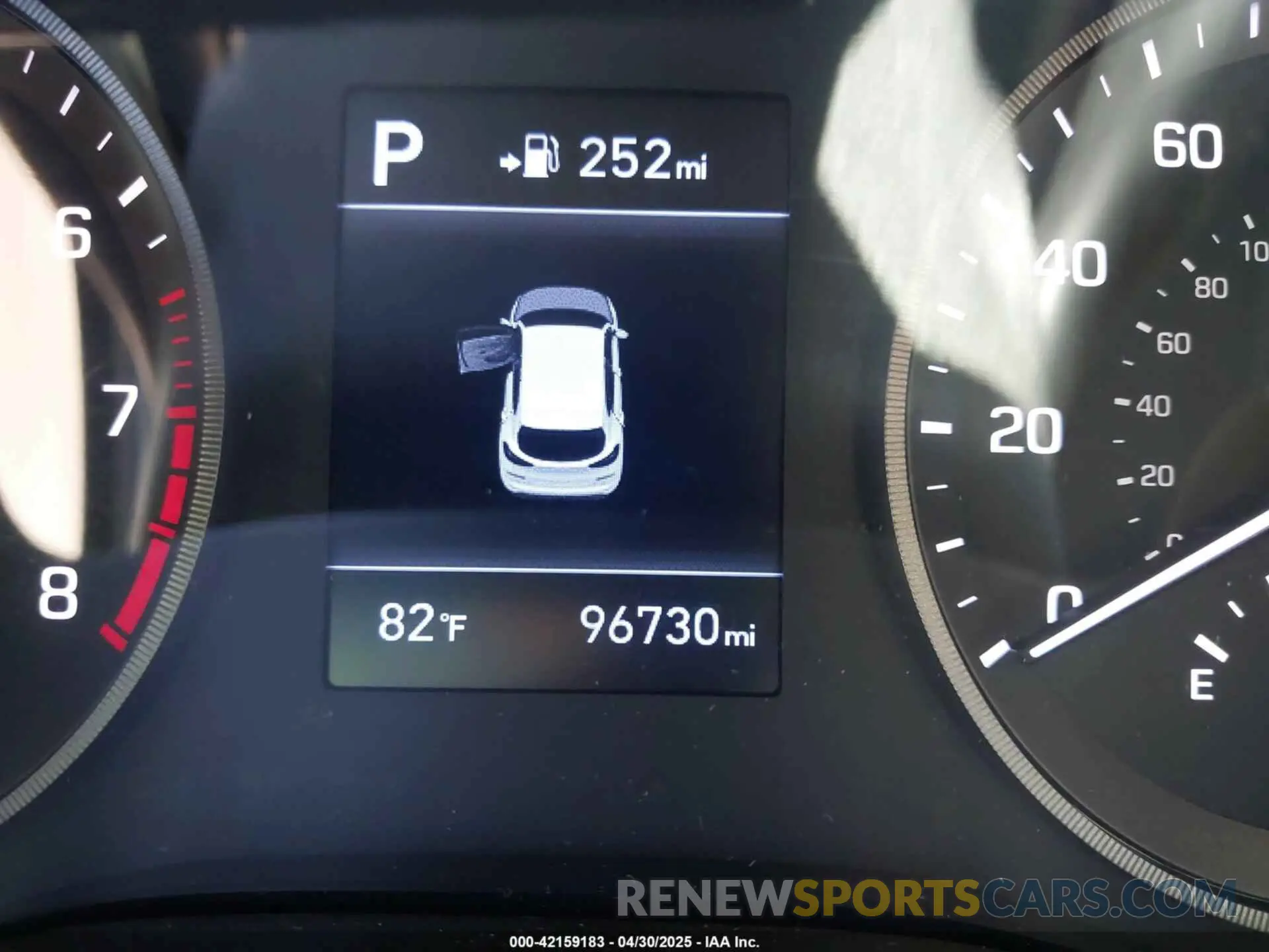 15 fotografías del automóvil dañado KM8J33A44LU192708 HYUNDAI TUCSON 2020