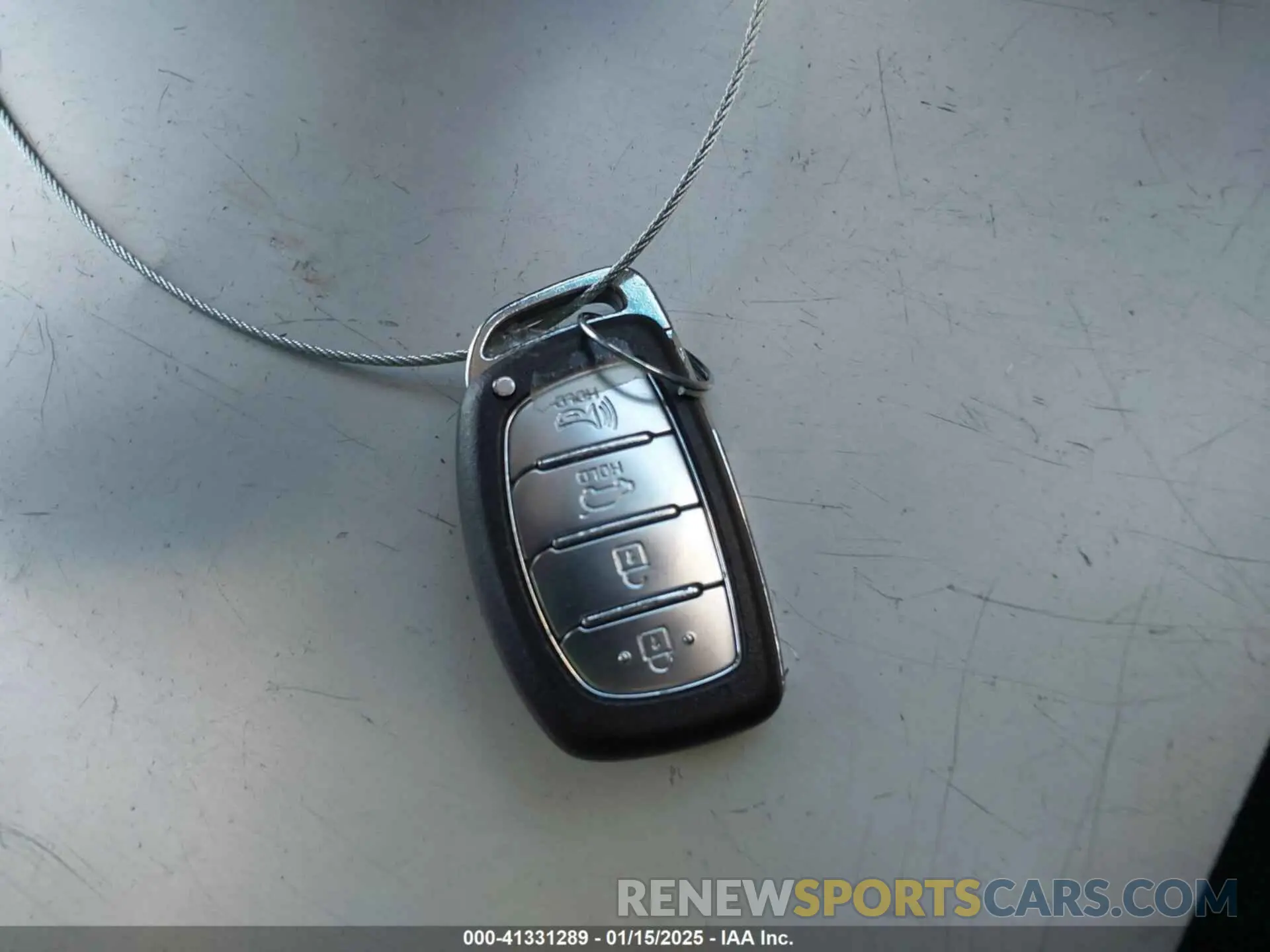 11 fotografías del automóvil dañado KM8J33A46LU160018 HYUNDAI TUCSON 2020